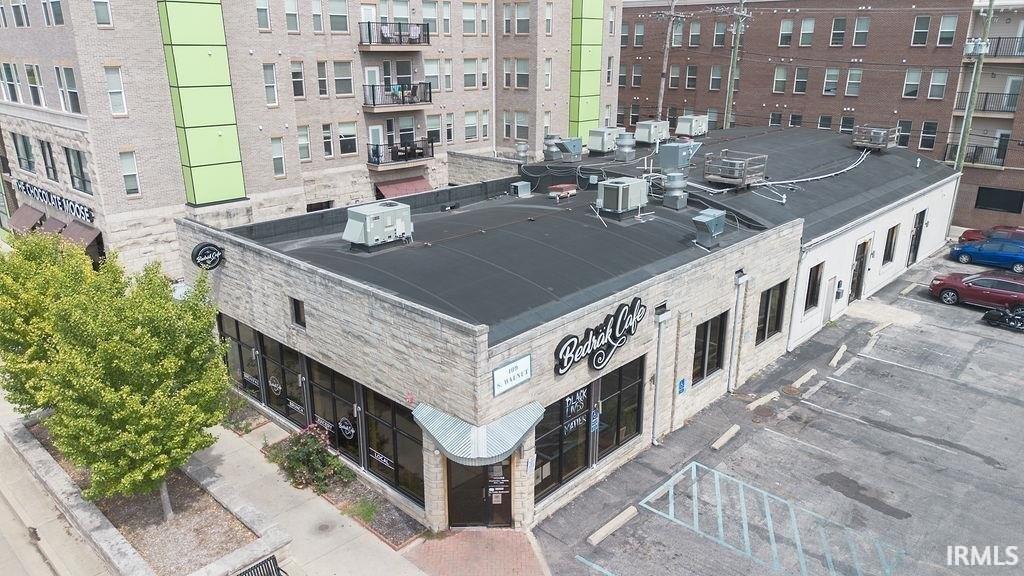 409 S Walnut Street Property Photo 1