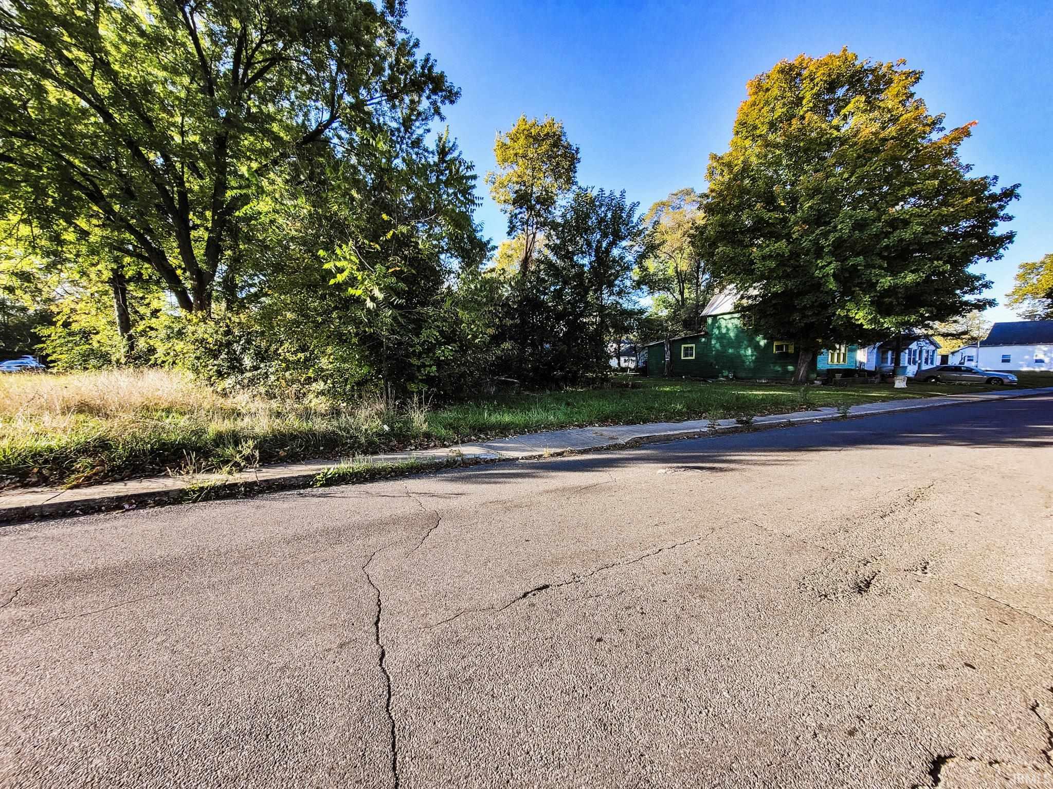 1202 W Indiana Avenue Property Photo 1