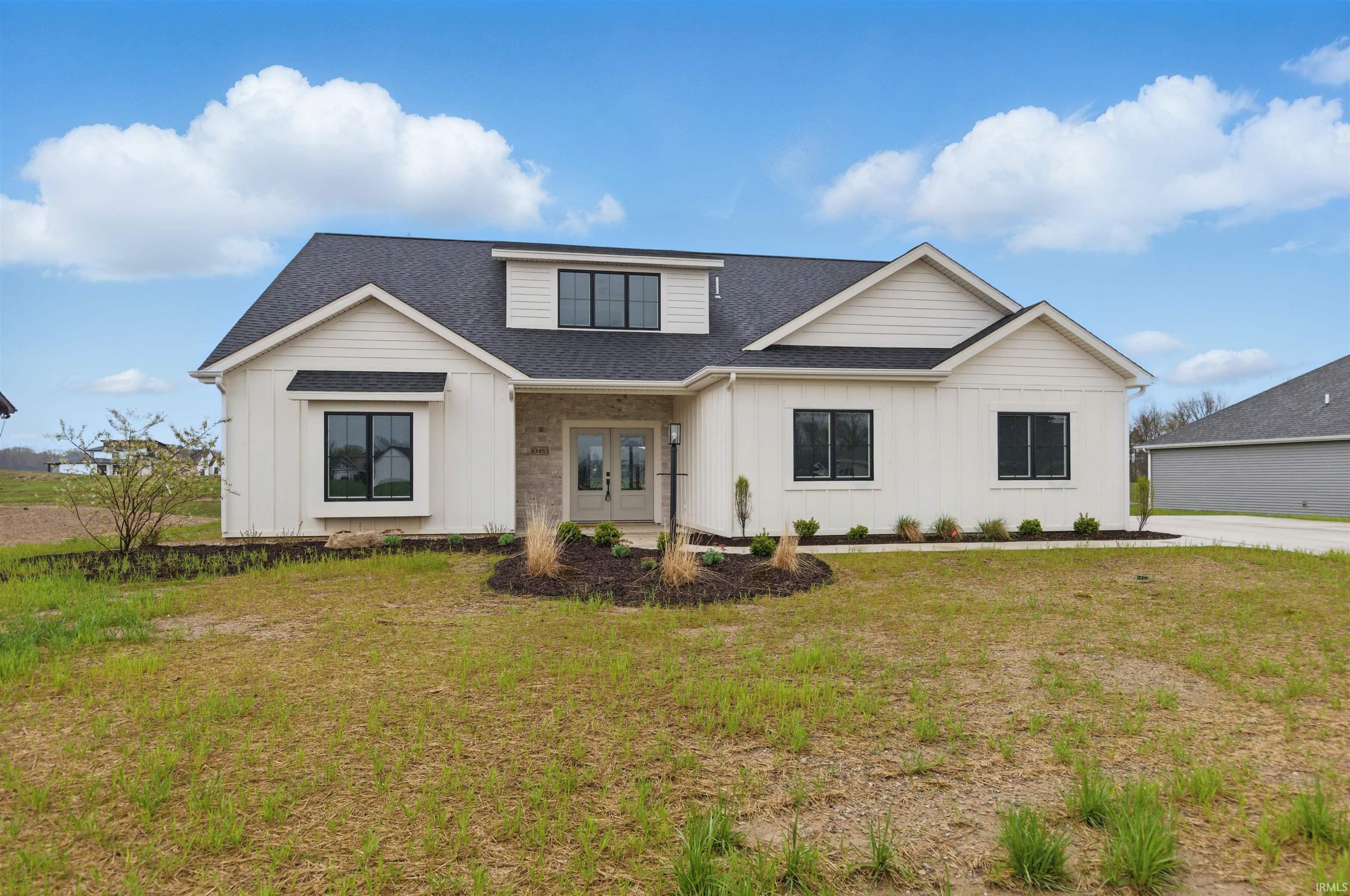 10483 Spamount Cove Property Photo 2