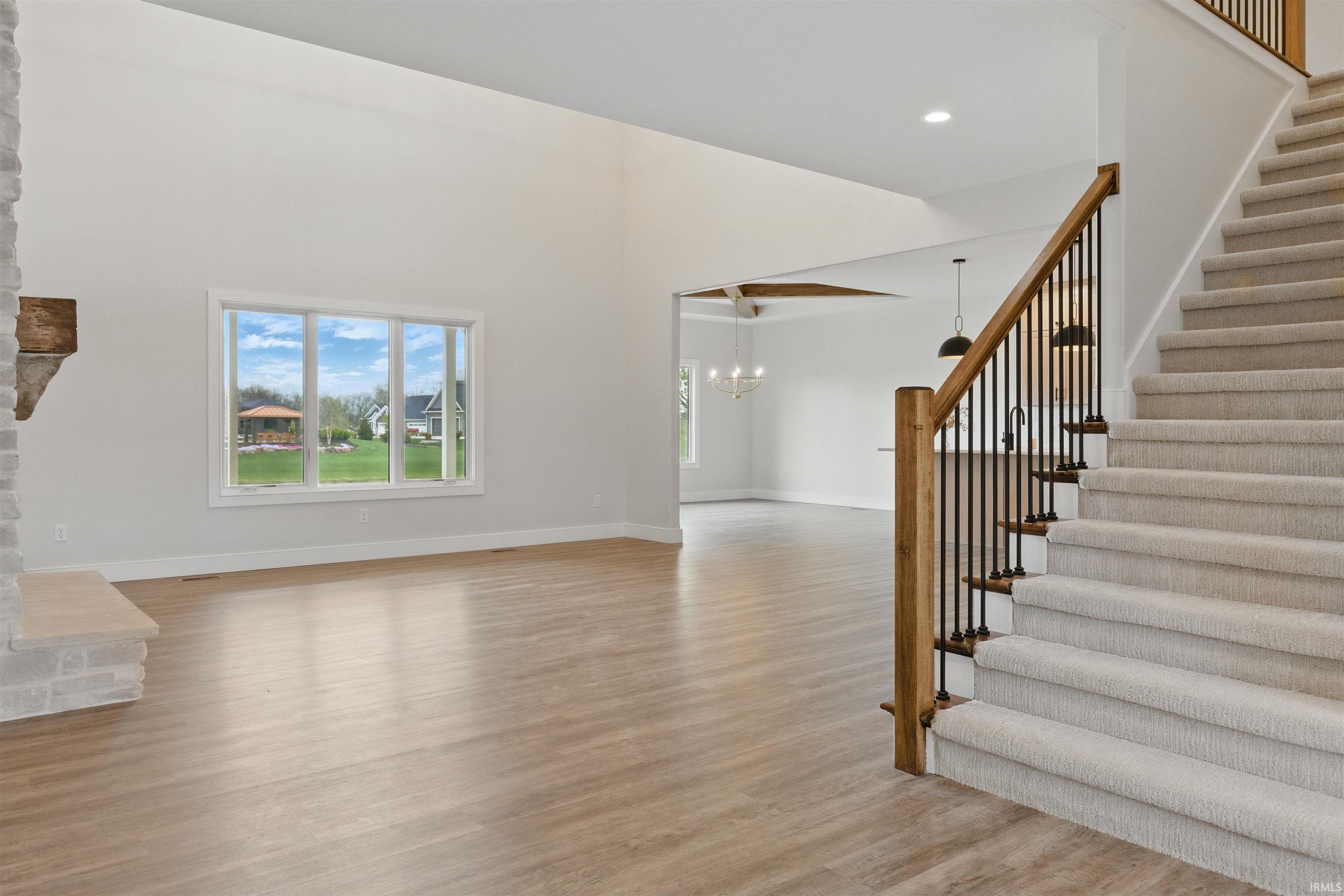 10483 Spamount Cove Property Photo 4