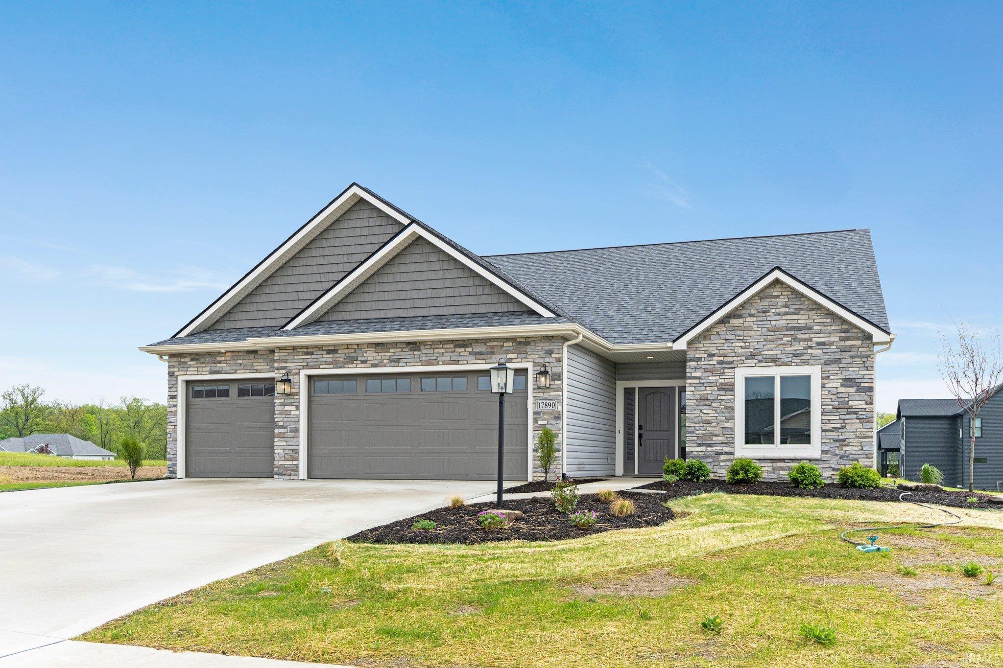 17890 Carne Cove Property Photo 1
