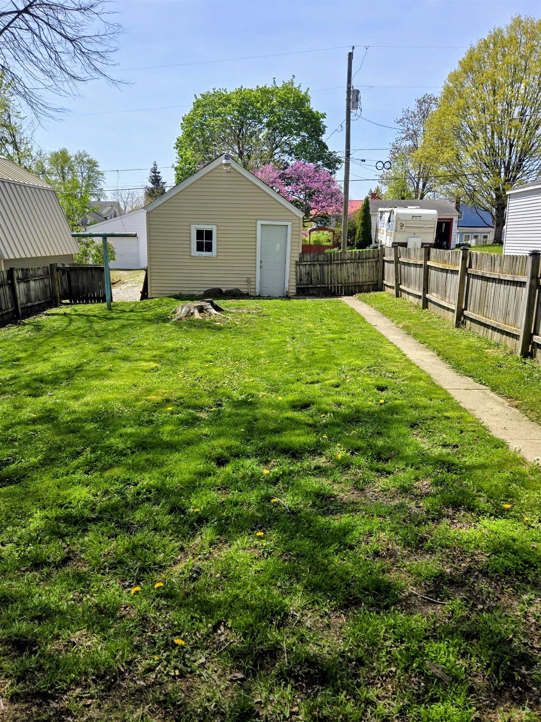 315 N Line Street Property Photo 32