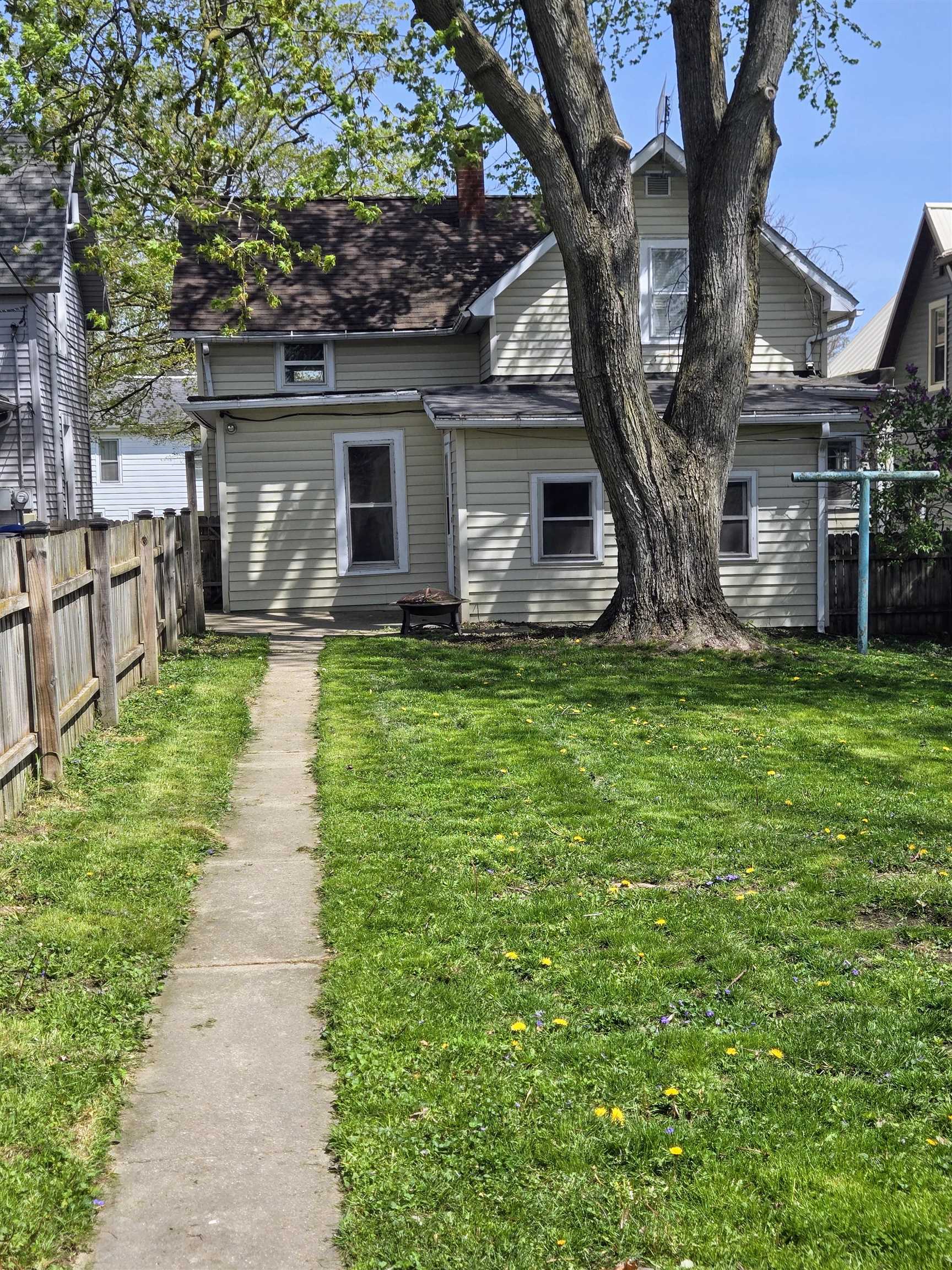 315 N Line Street Property Photo 33