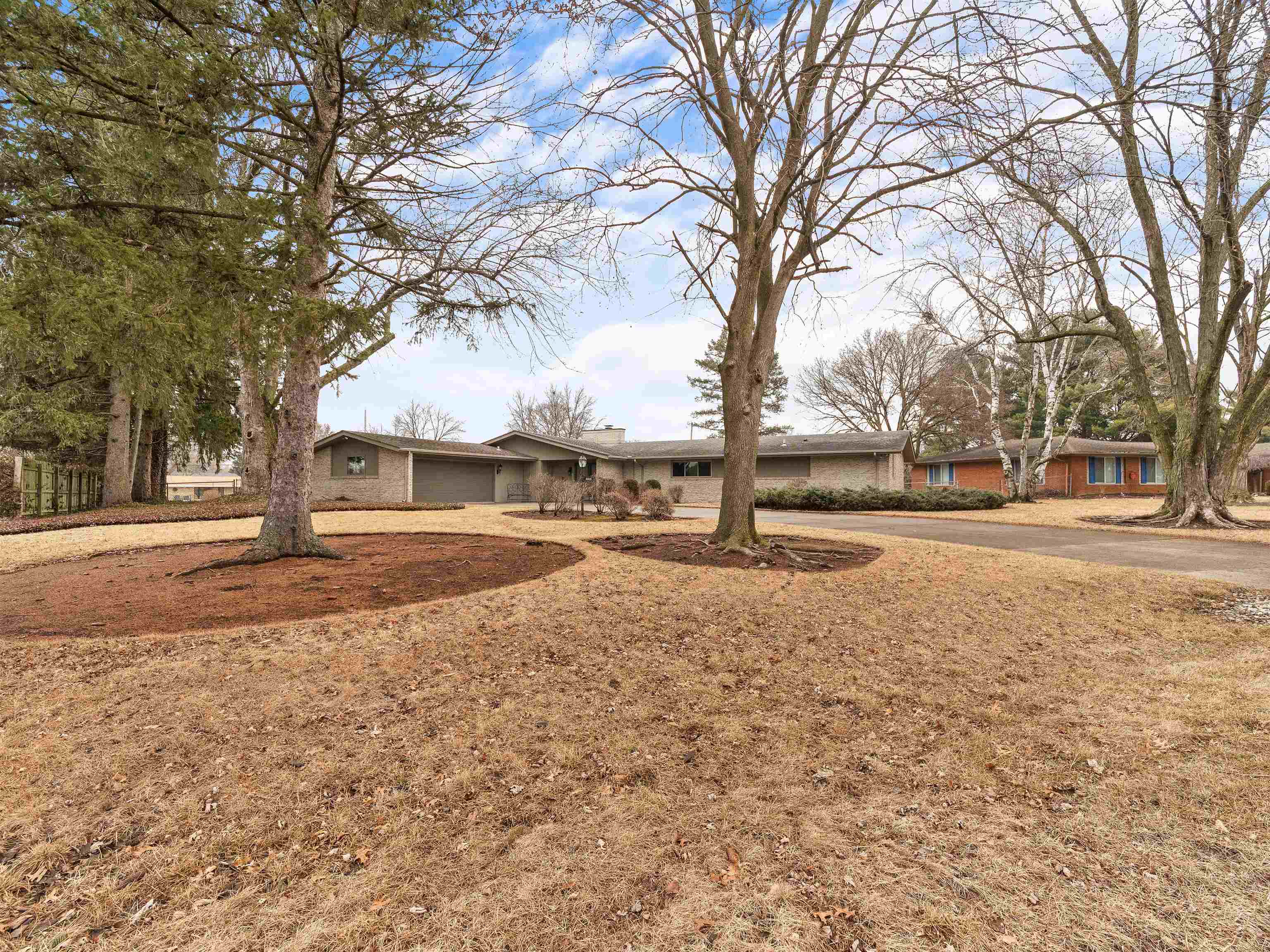 8805 Fortuna Way Property Photo 2