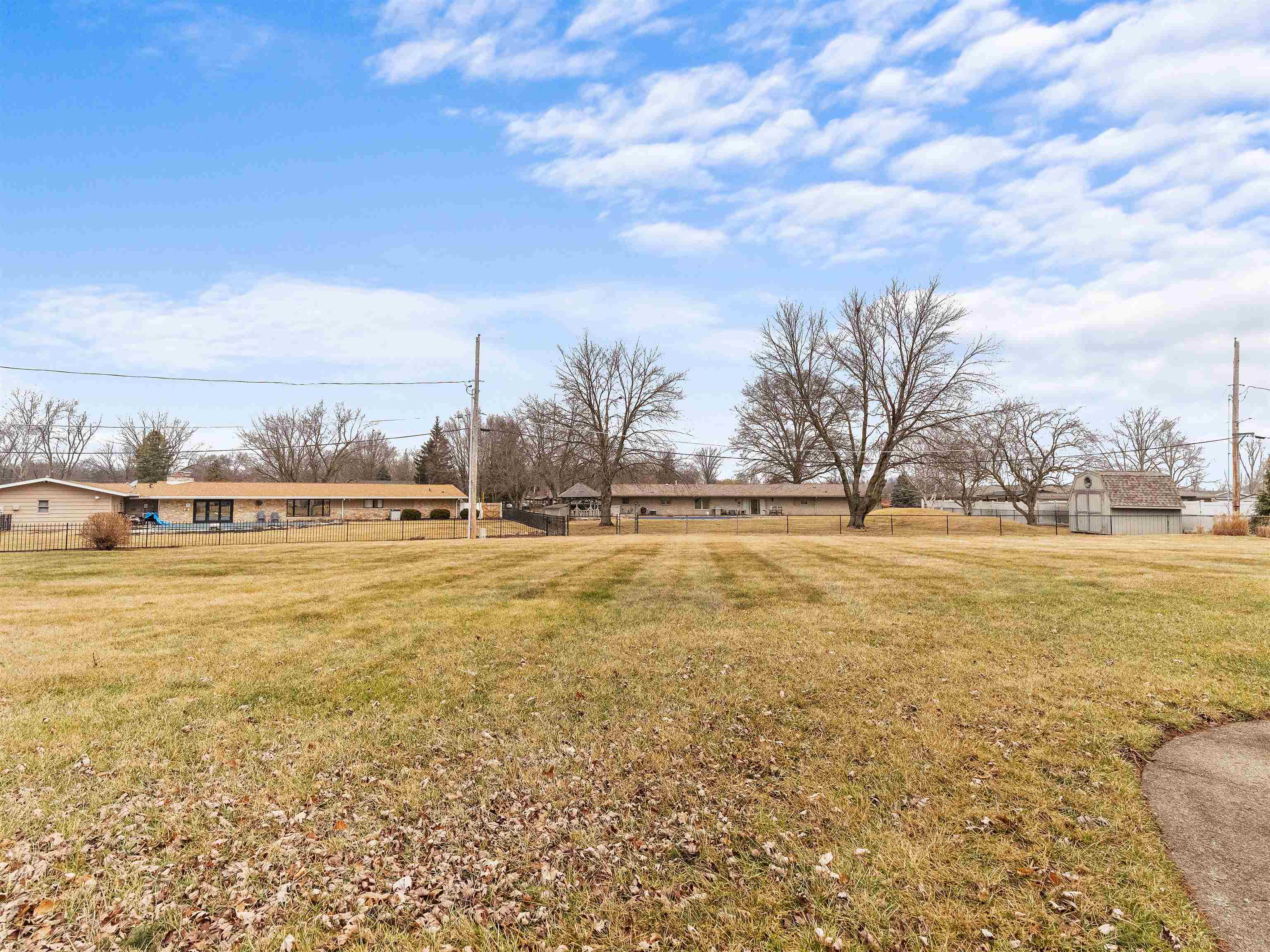 8805 Fortuna Way Property Photo 32