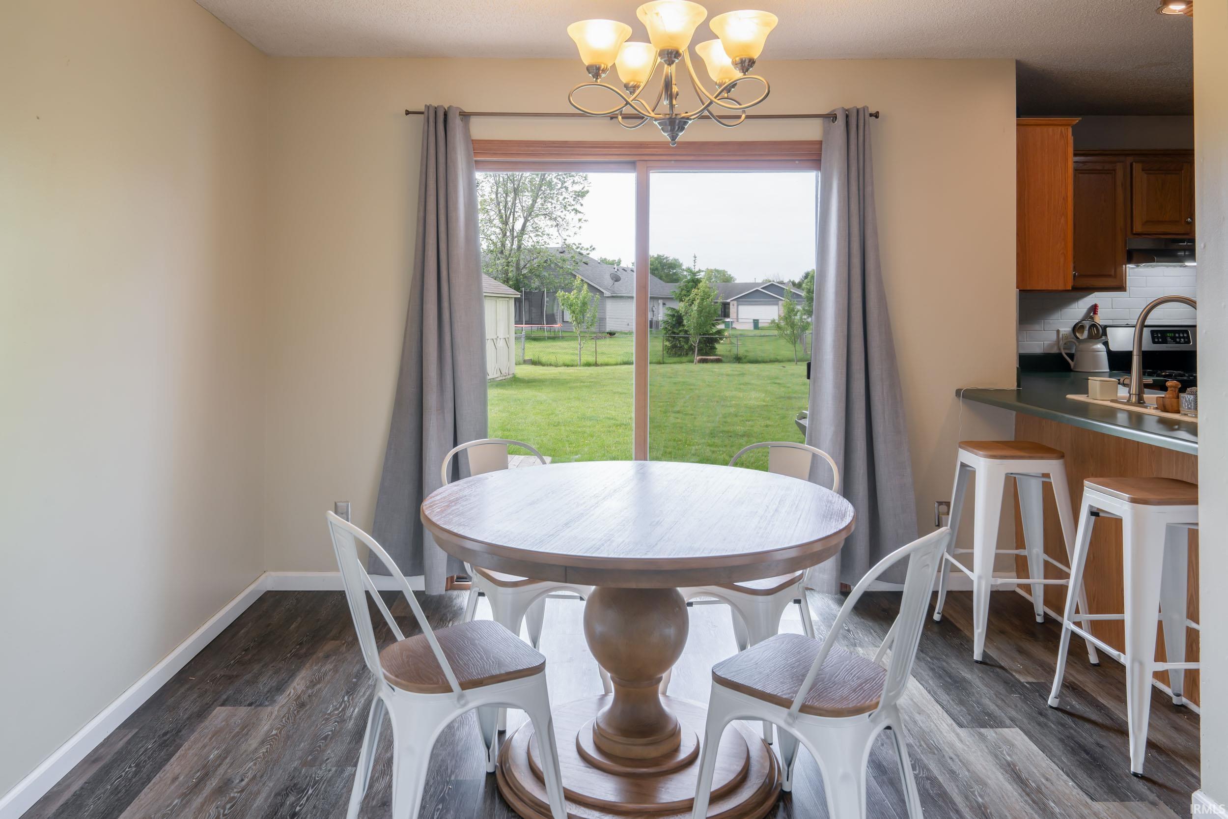 7902 D'andre Drive Property Photo 4