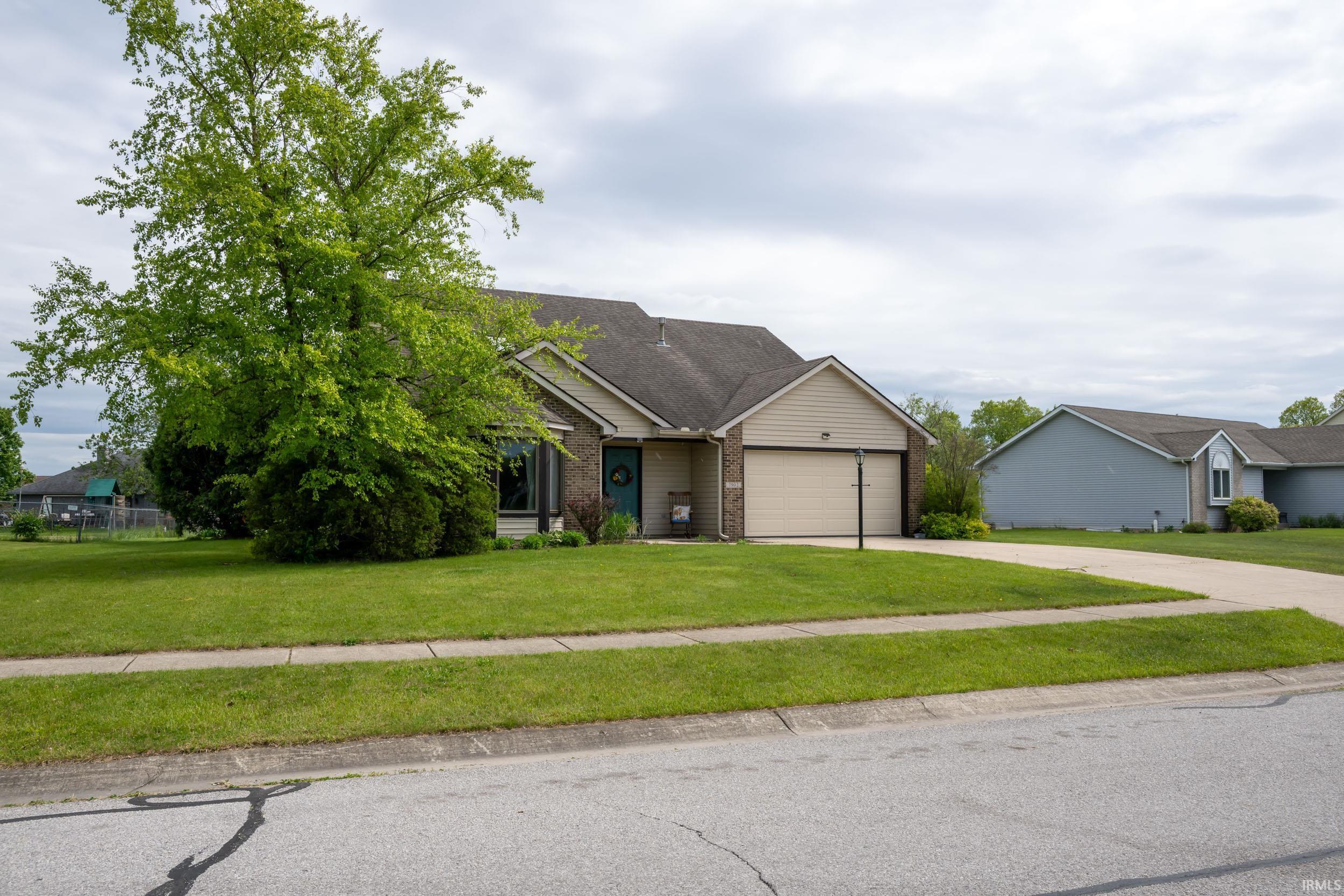 7902 D'andre Drive Property Photo 19