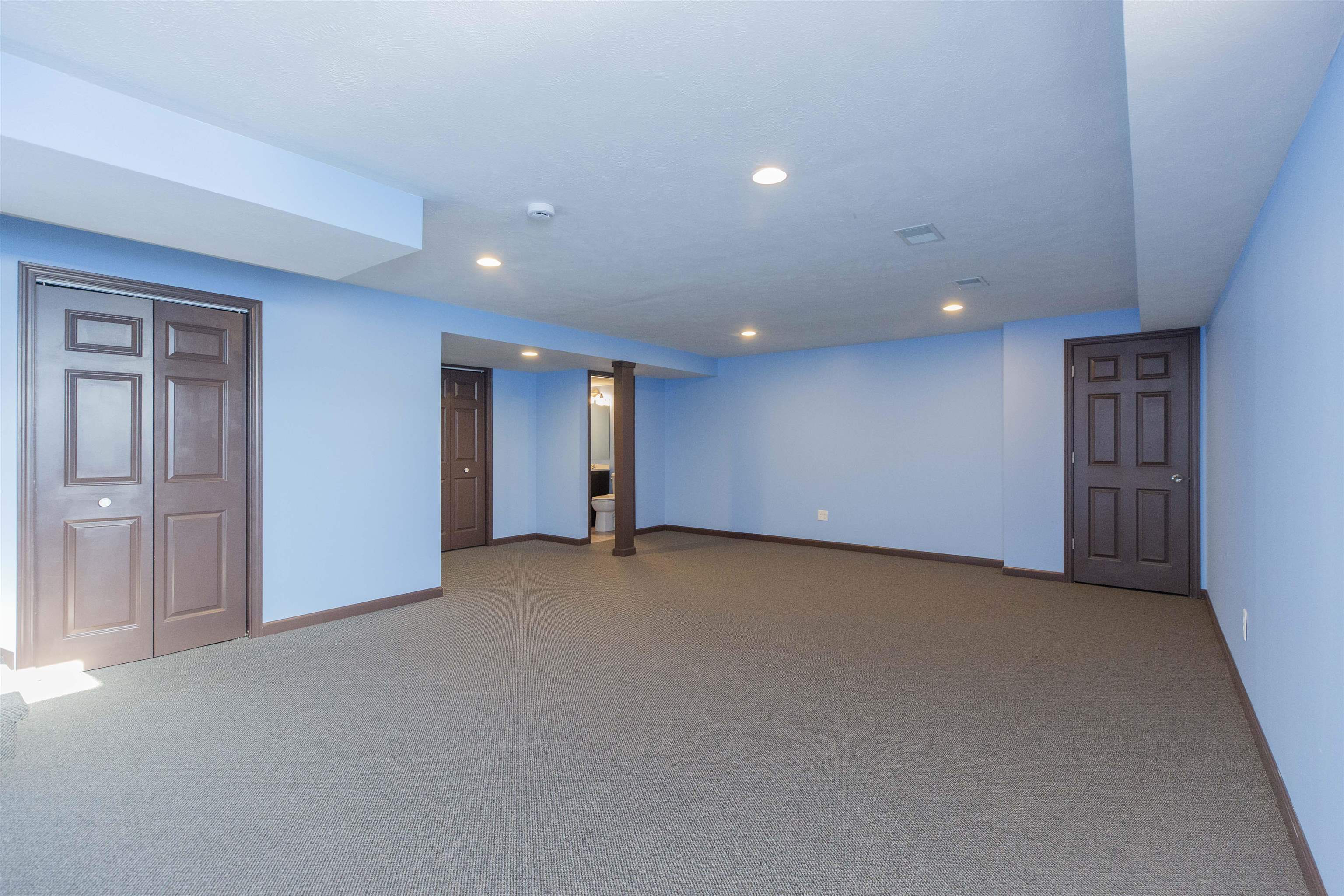 55214 Ivile Avenue Property Photo 28