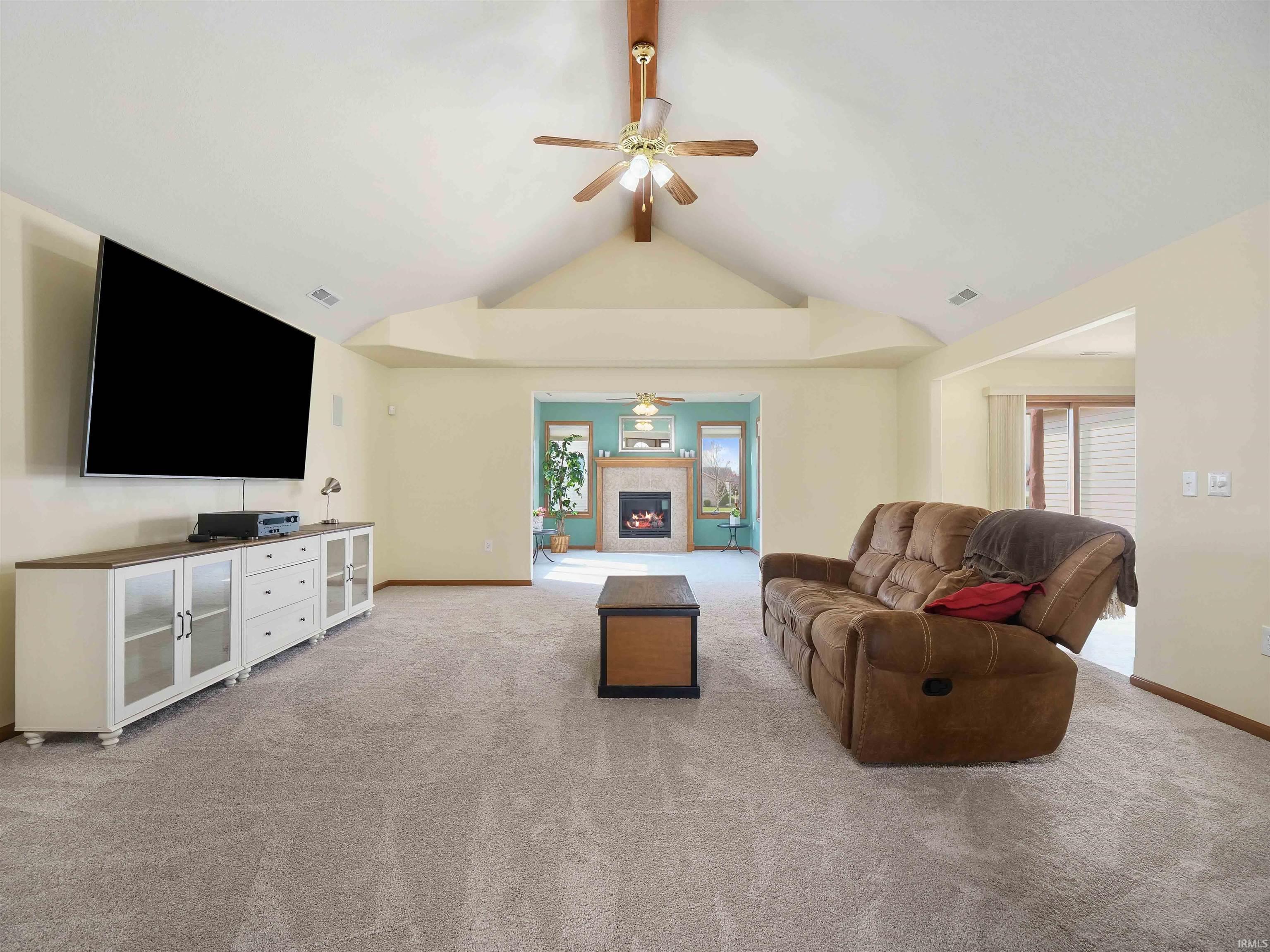 1224 E Edge Water Court Property Photo 5