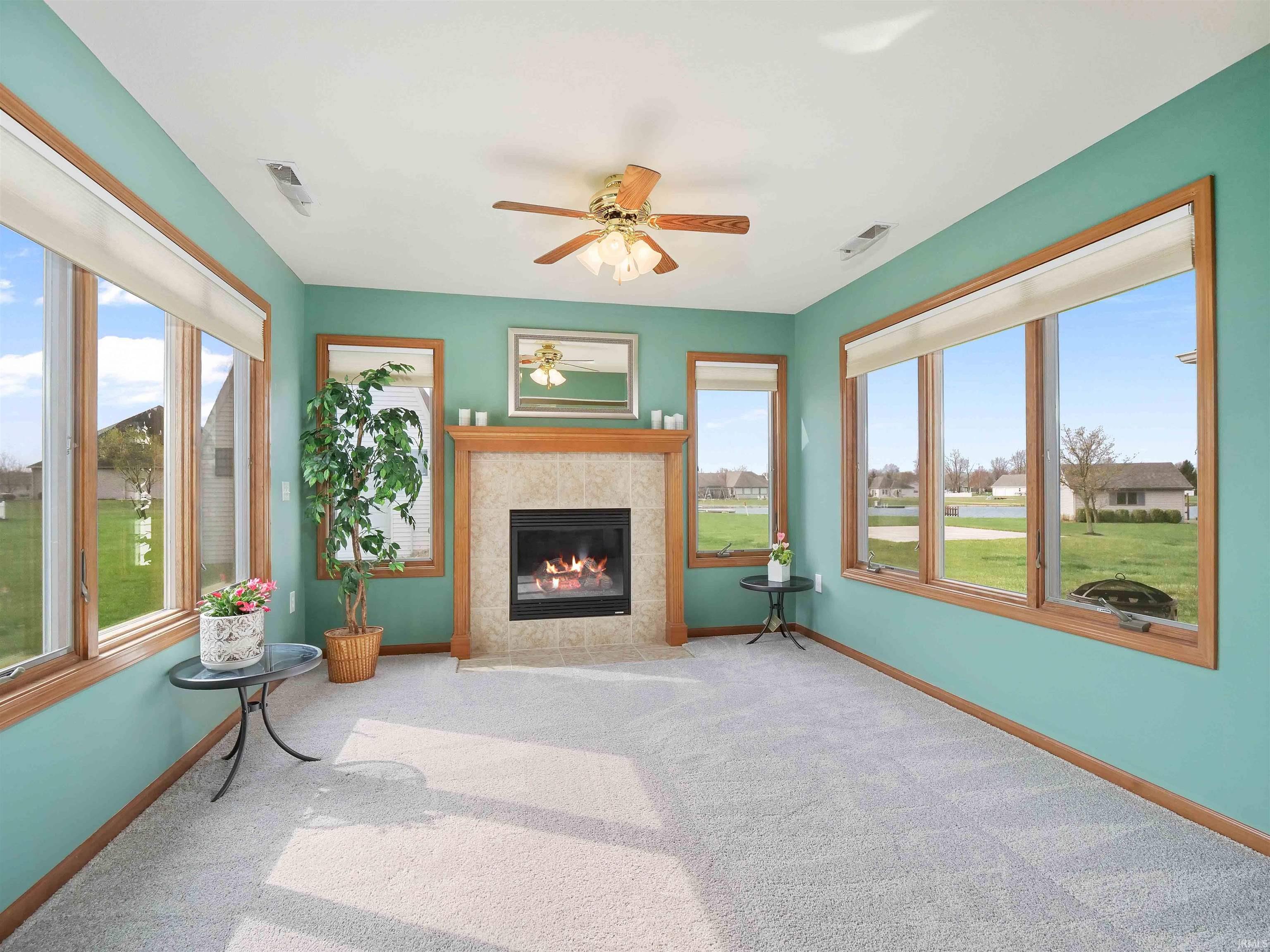 1224 E Edge Water Court Property Photo 8