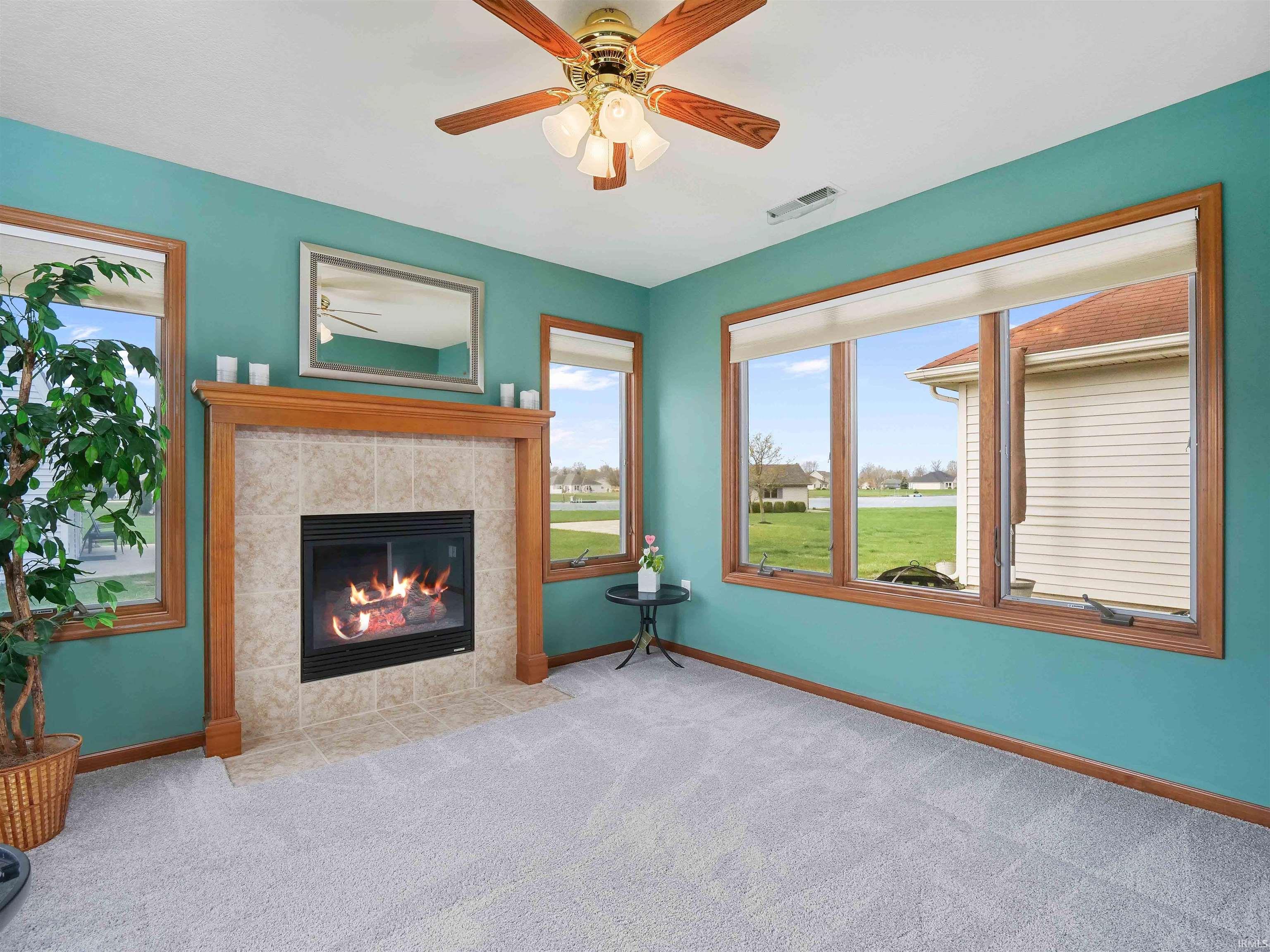 1224 E Edge Water Court Property Photo 9