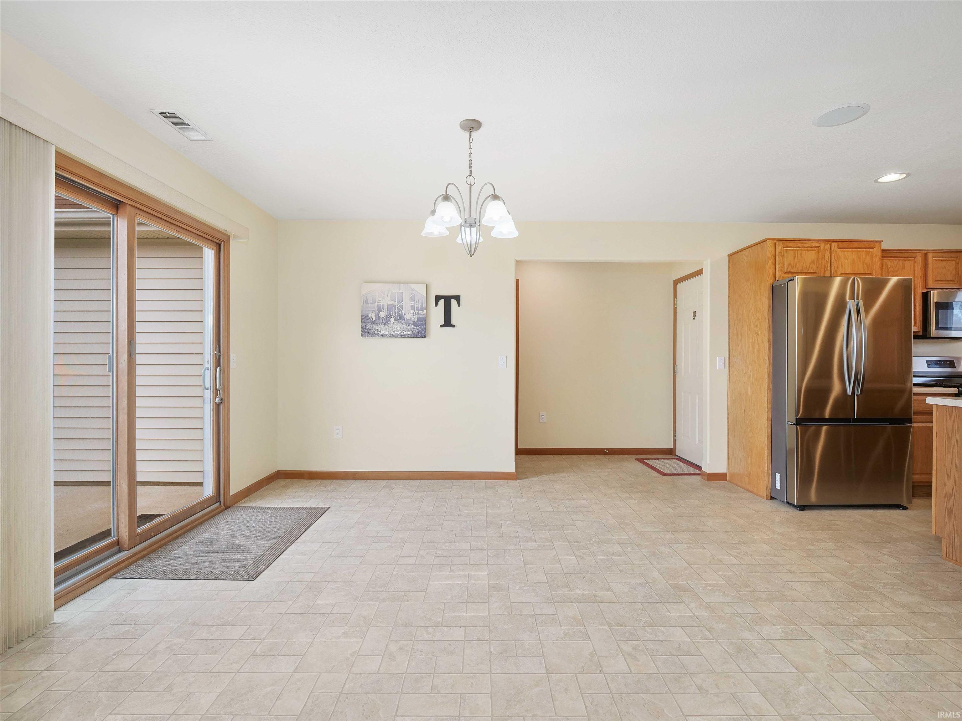 1224 E Edge Water Court Property Photo 14