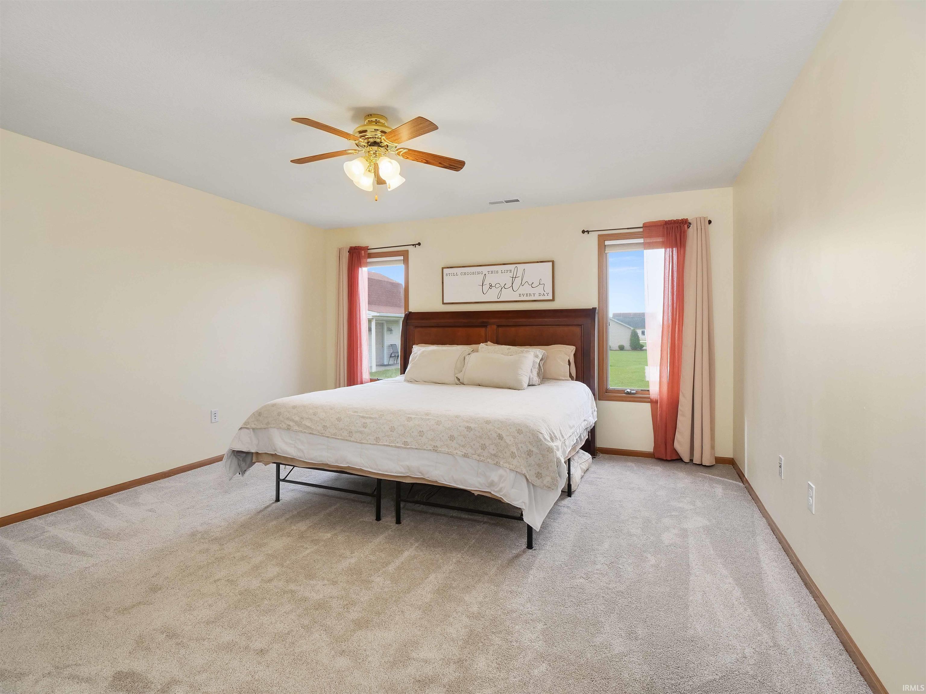 1224 E Edge Water Court Property Photo 16