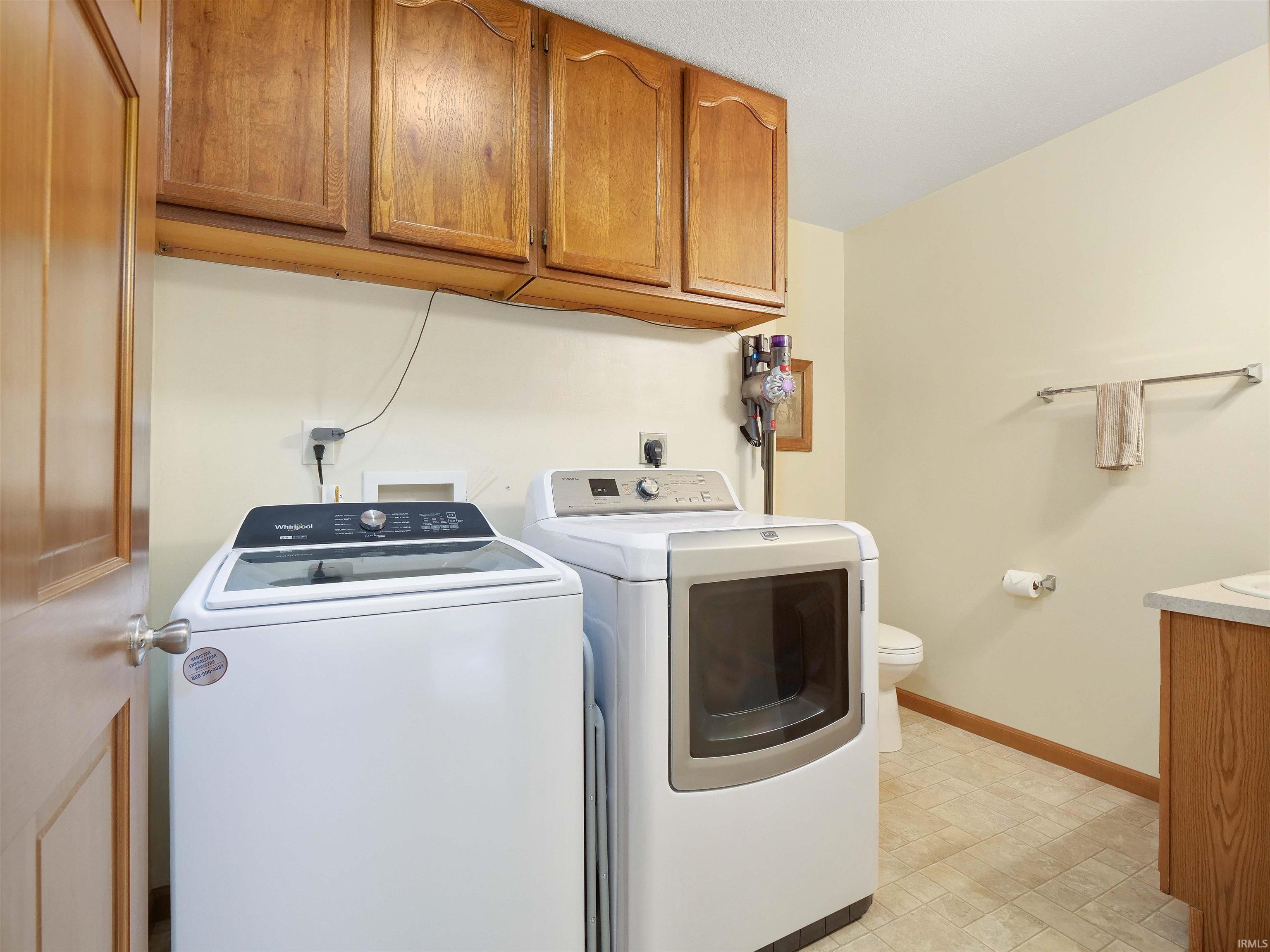 1224 E Edge Water Court Property Photo 21