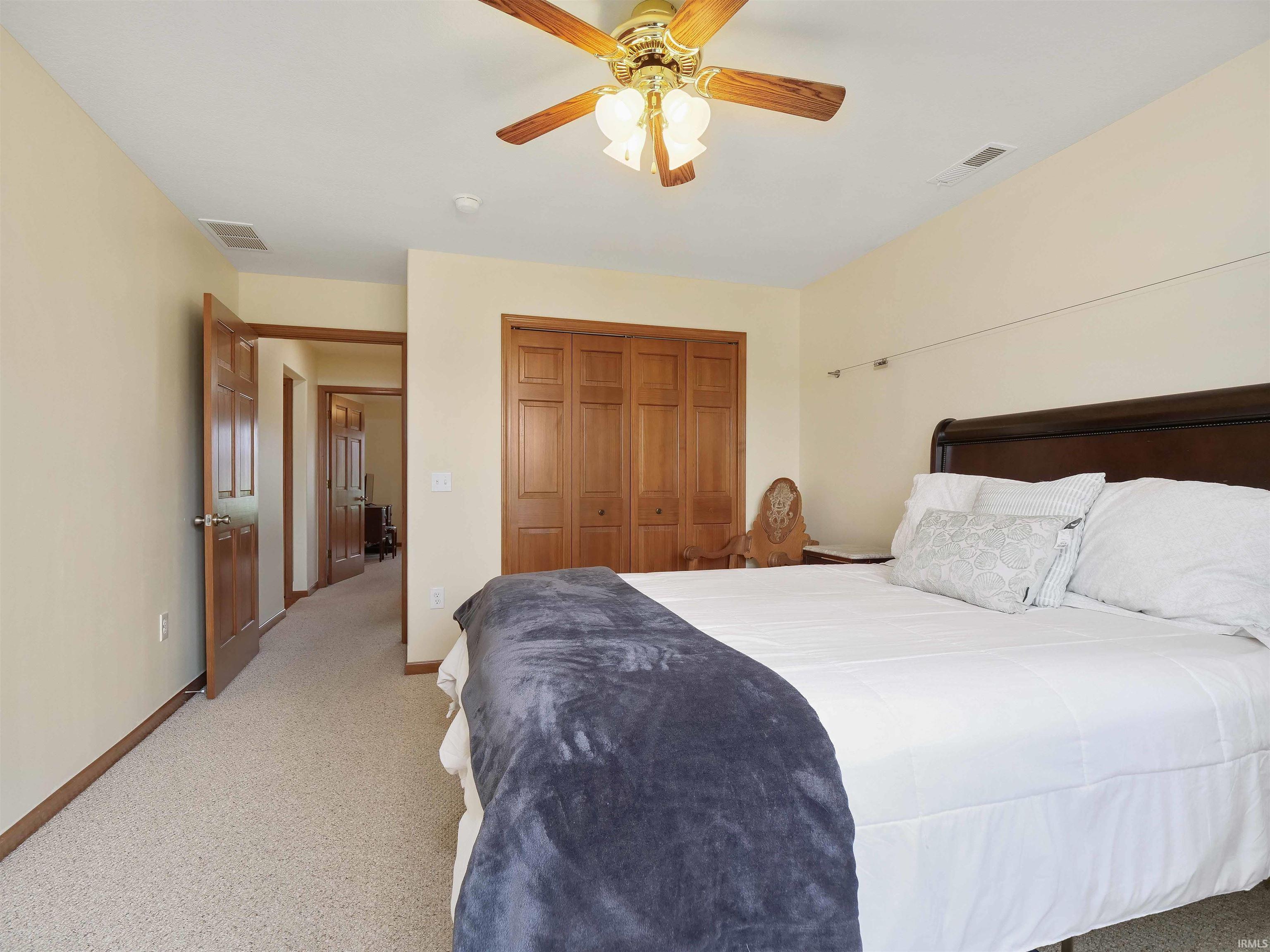 1224 E Edge Water Court Property Photo 24