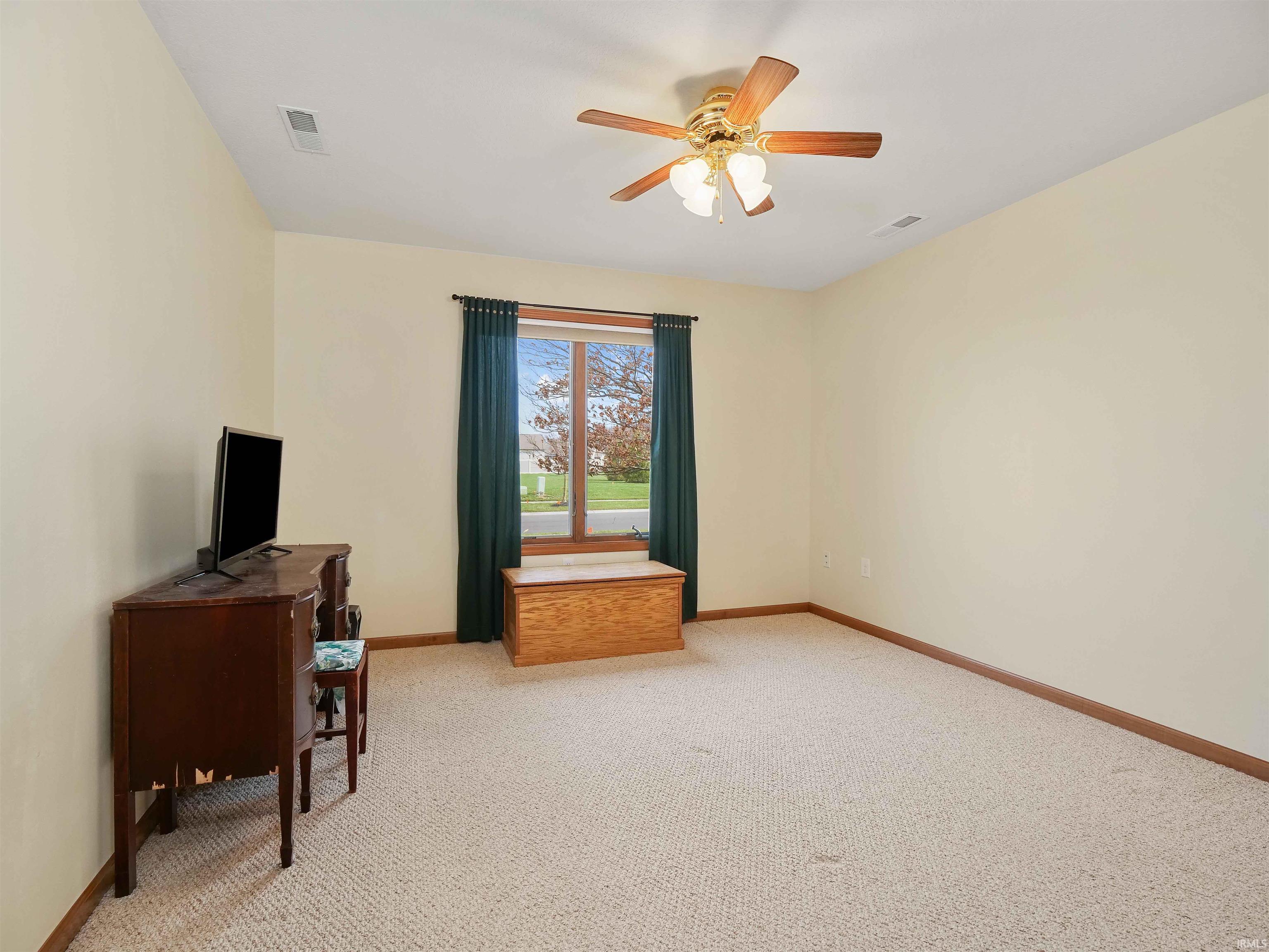 1224 E Edge Water Court Property Photo 26