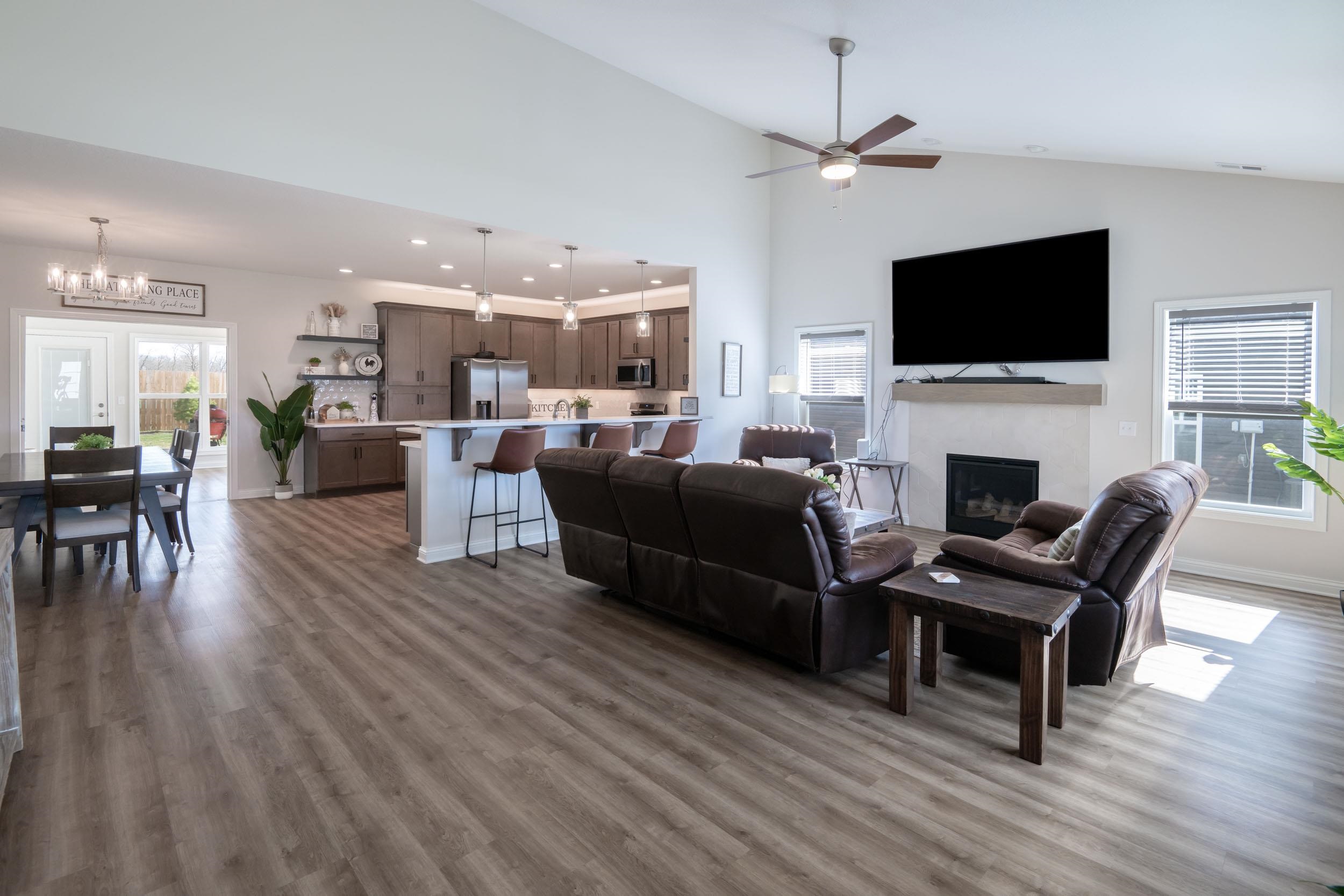 10462 Chestnut Creek Boulevard Property Photo 6
