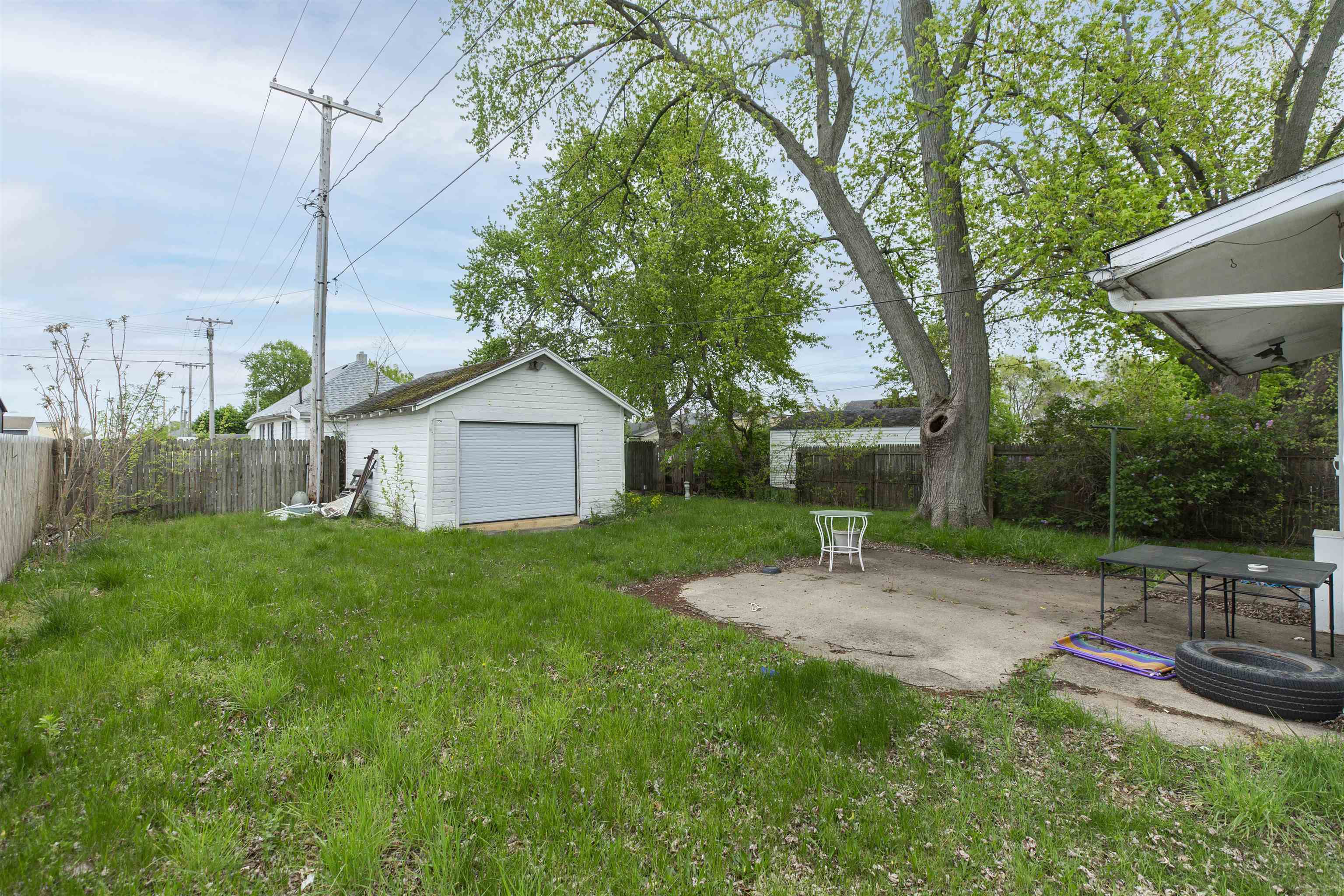 1116 Christyann Street Property Photo 4