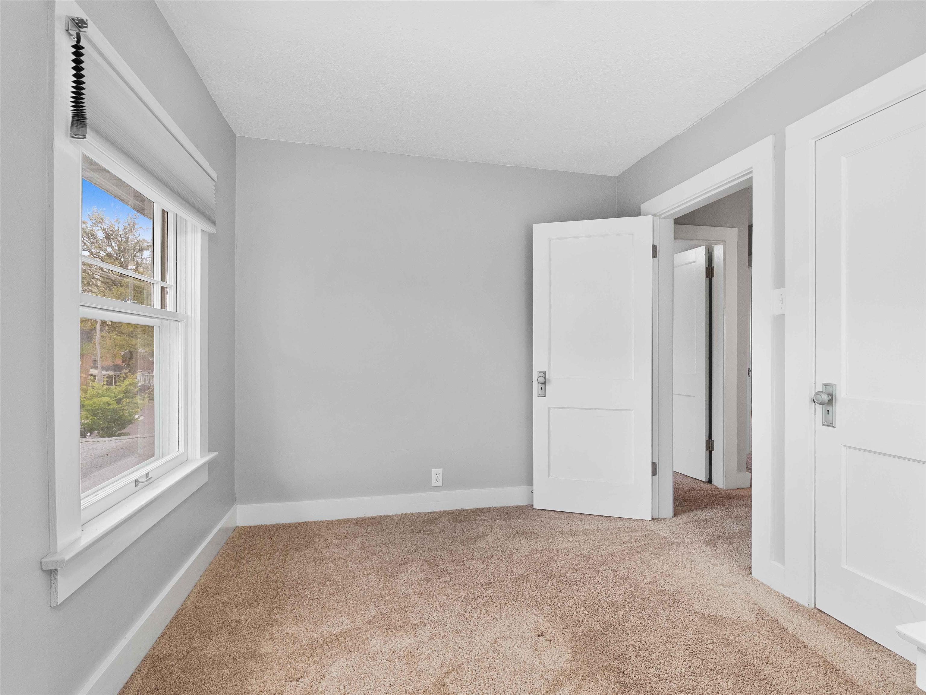 4215 Tacoma Avenue Property Photo 17