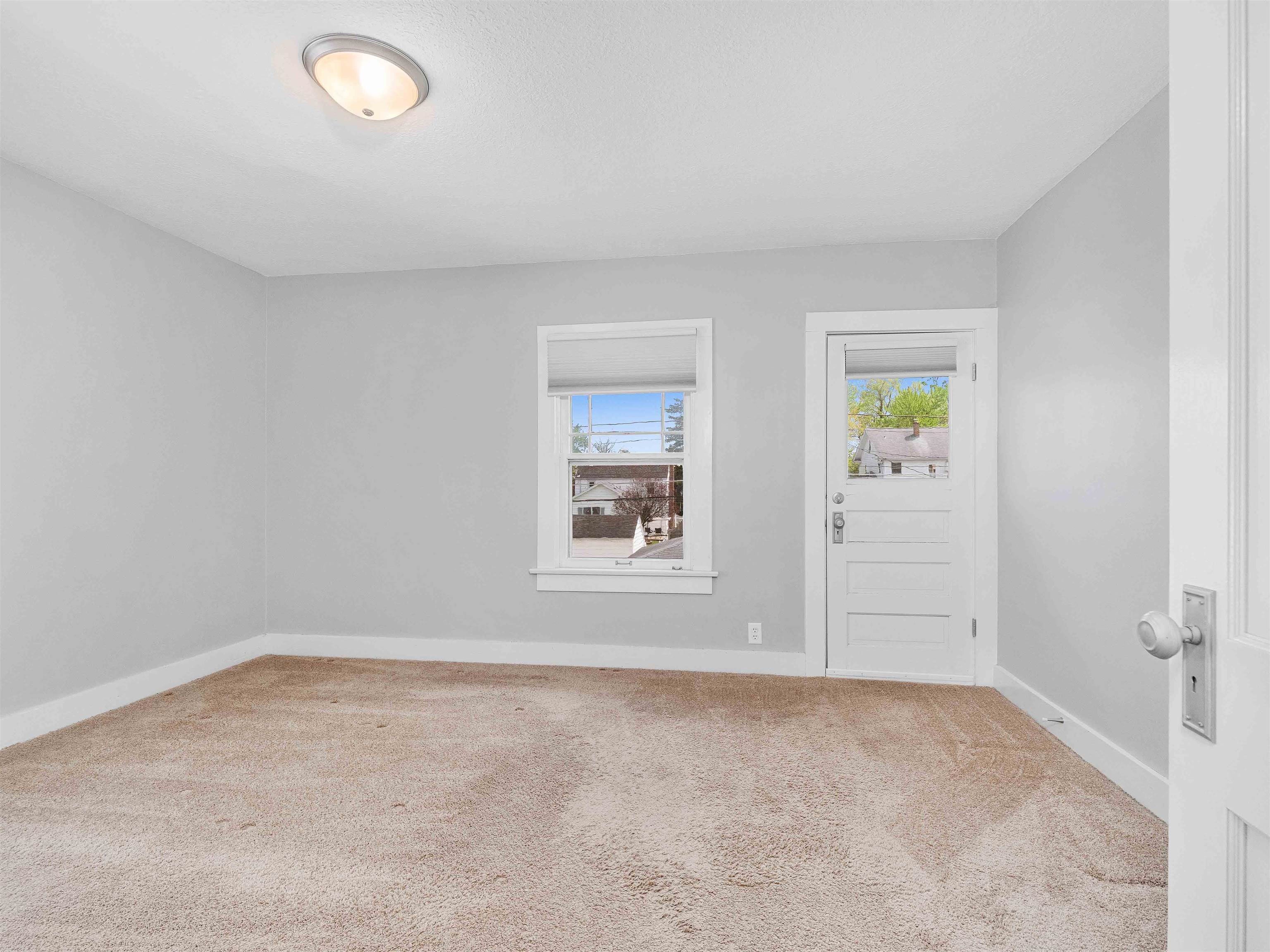 4215 Tacoma Avenue Property Photo 23