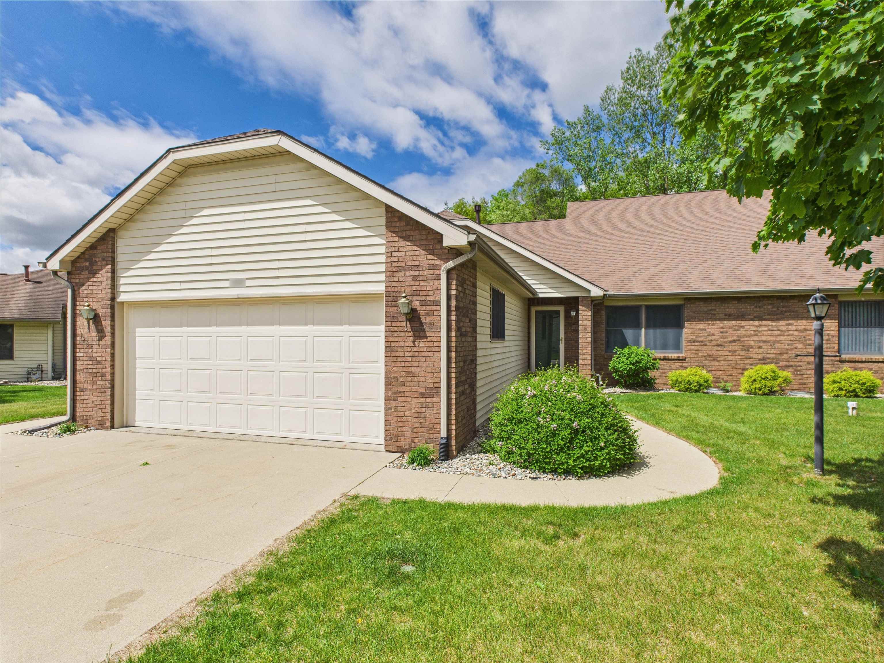 1205 Lakewood Hills Drive Property Photo 1