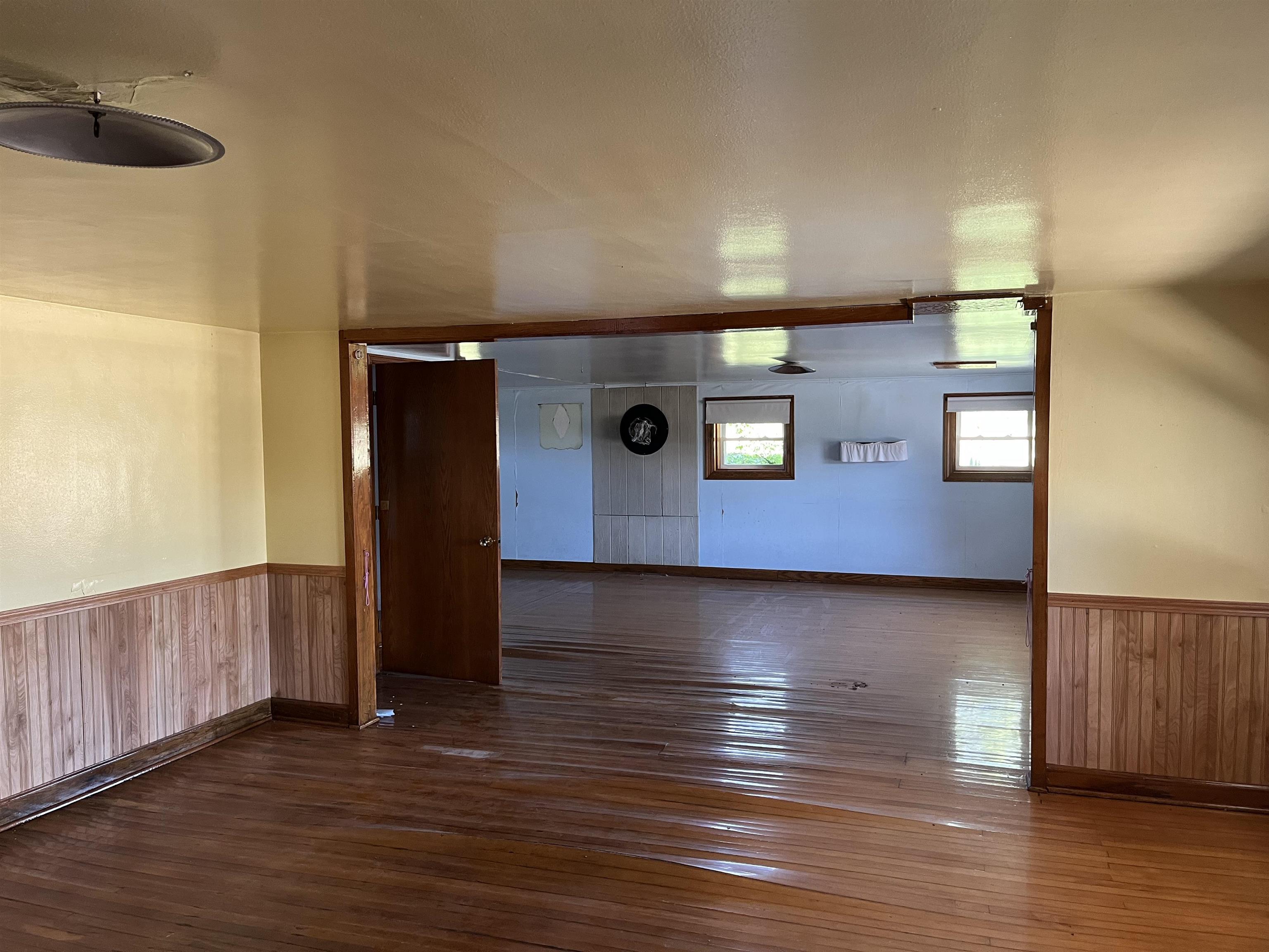 8350 S 850 W Road Property Photo 2