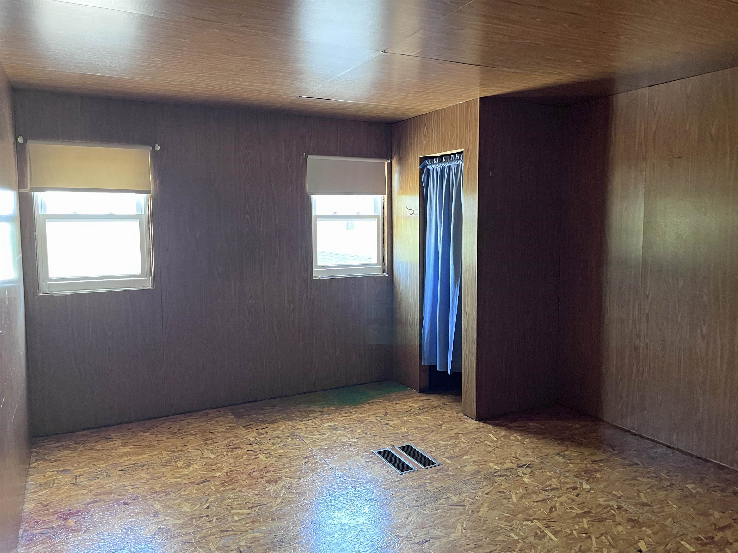 8350 S 850 W Road Property Photo 13