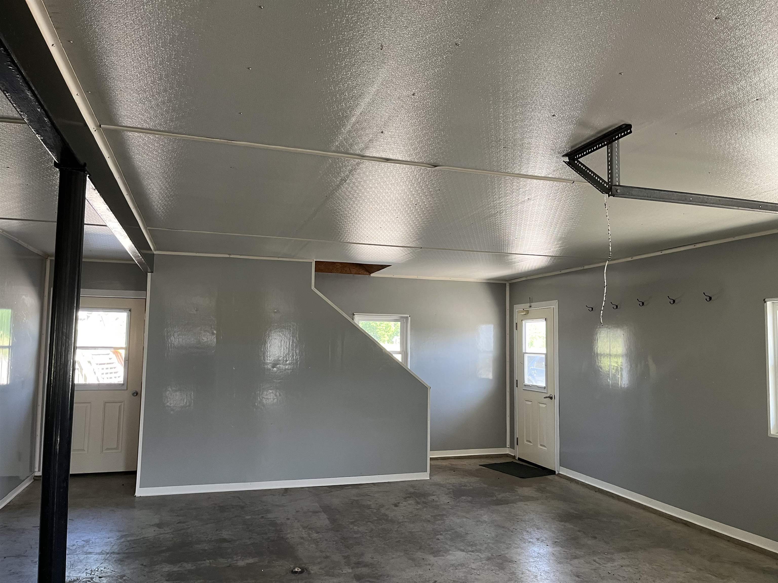 8350 S 850 W Road Property Photo 18