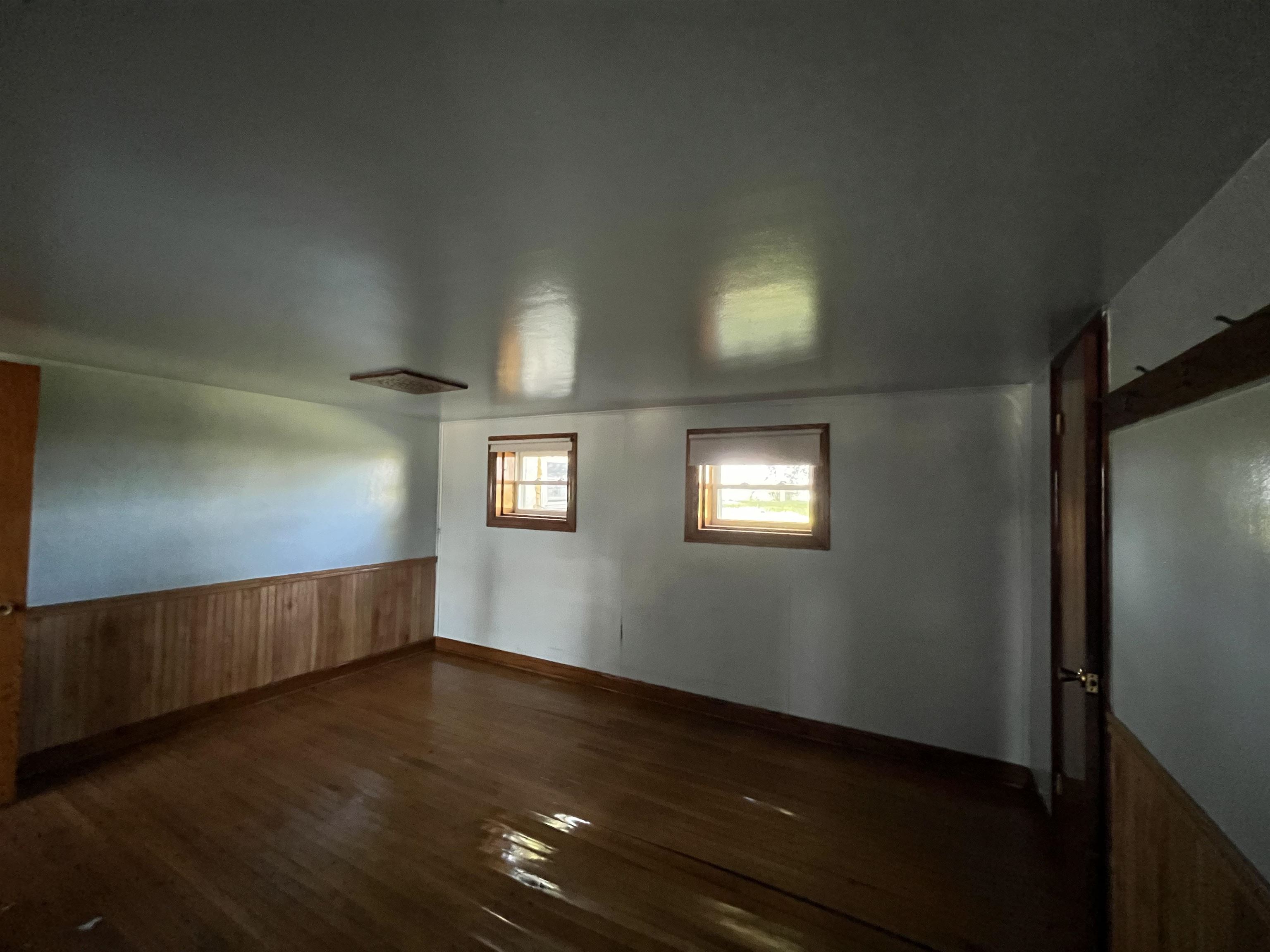8350 S 850 W Road Property Photo 15