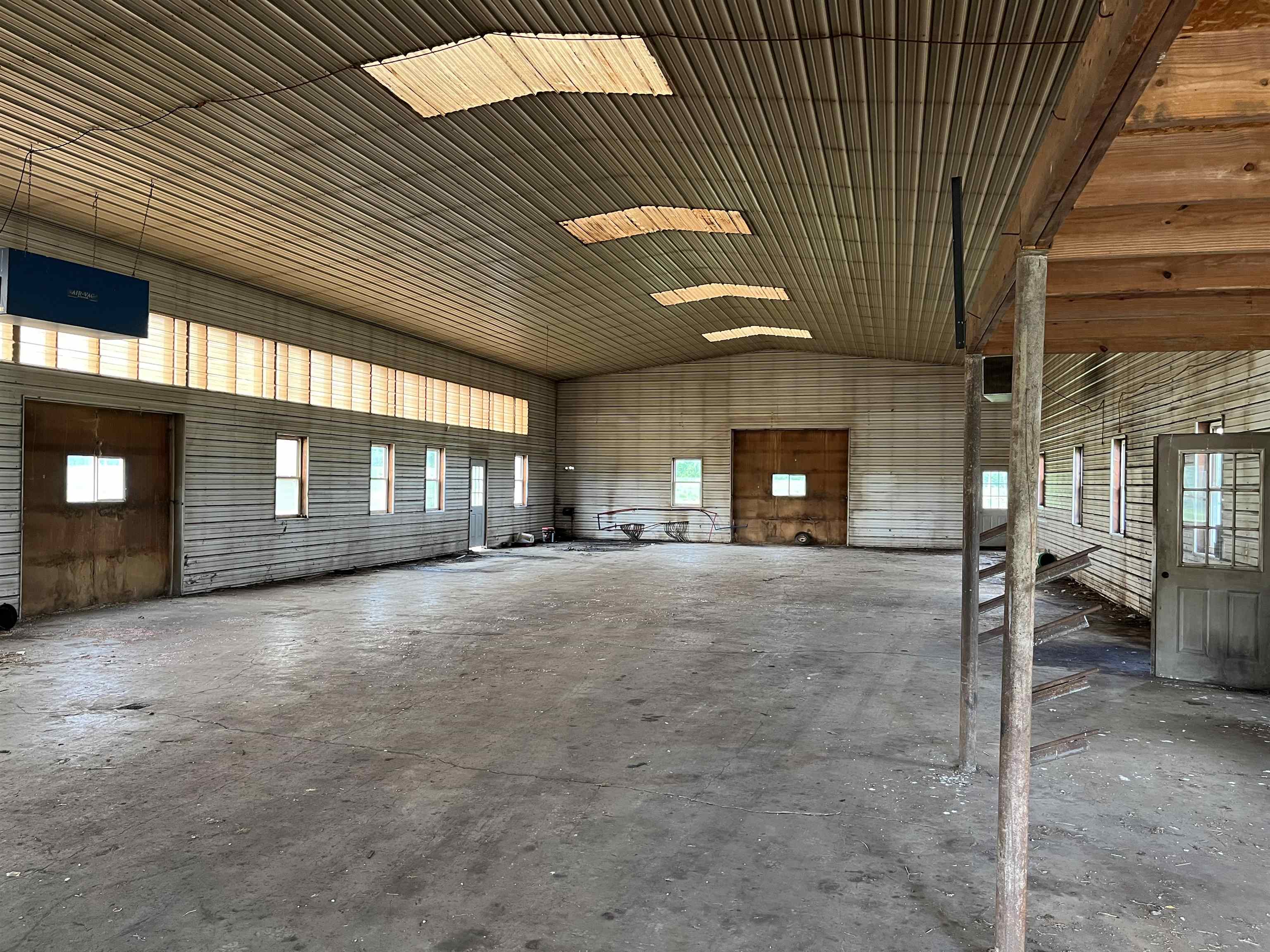 8350 S 850 W Road Property Photo 28