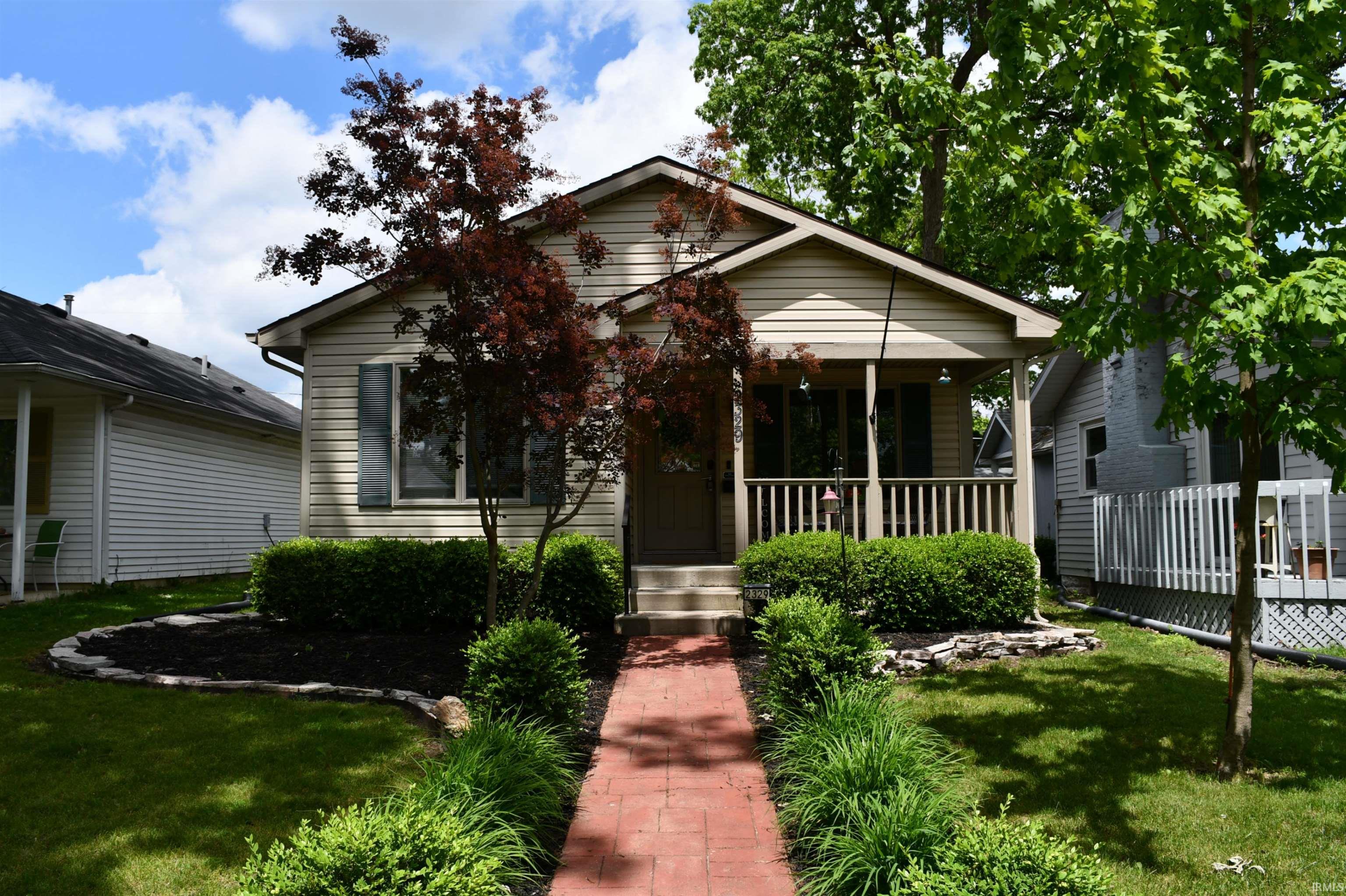 2329 Glenwood Avenue Property Photo 1