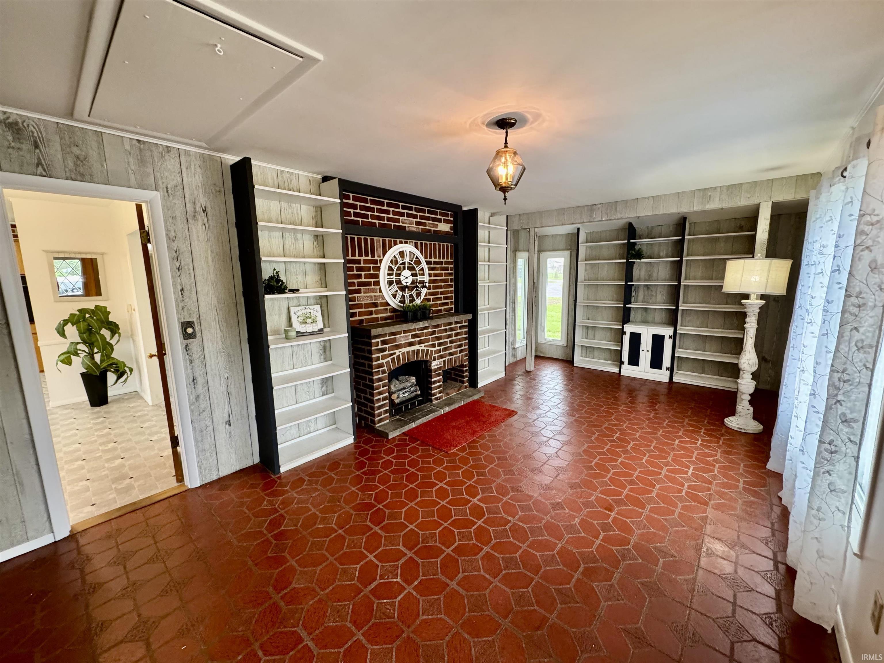 10908 Kathy Drive Property Photo 15