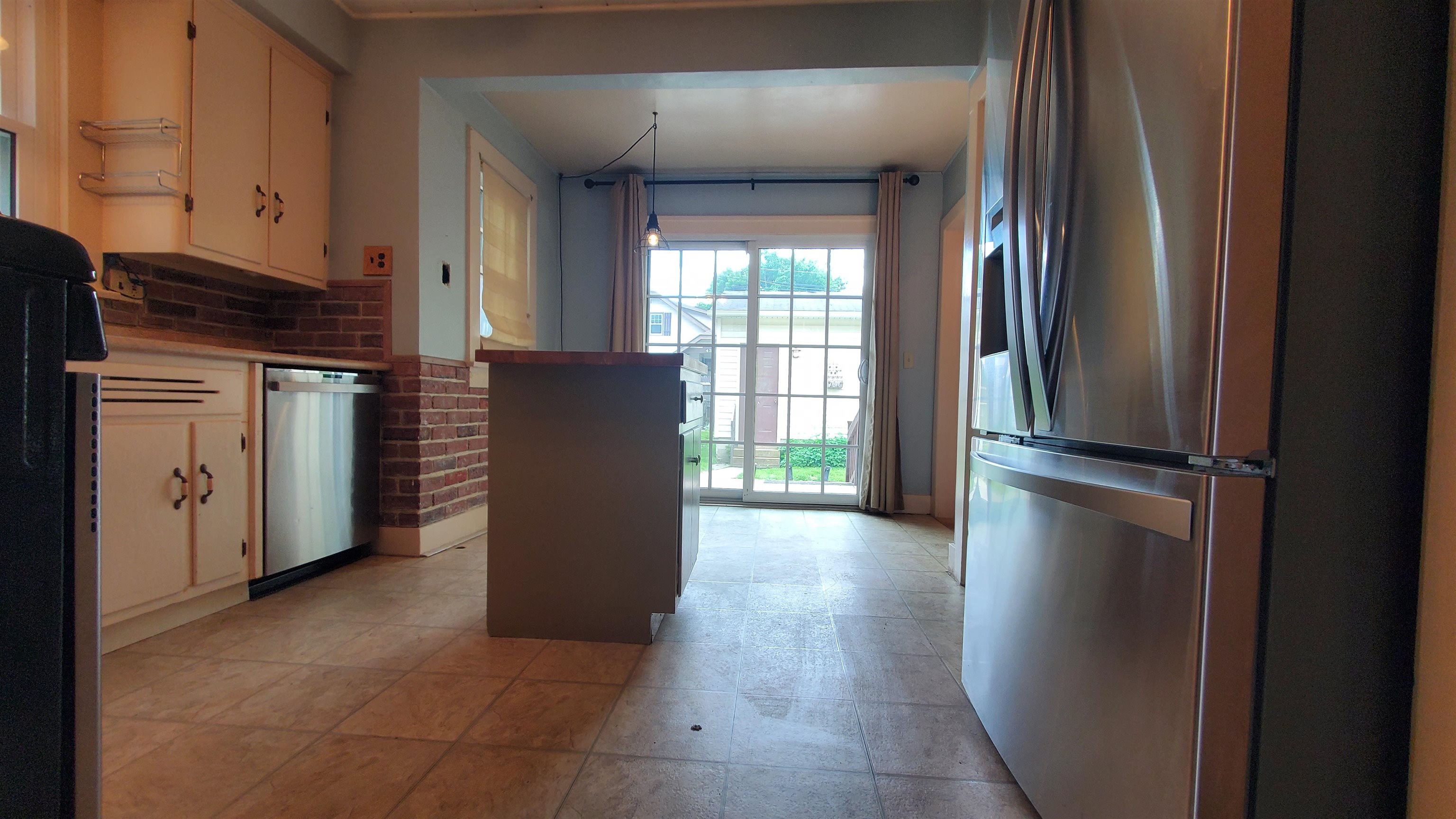447 Englewood Court Property Photo 14
