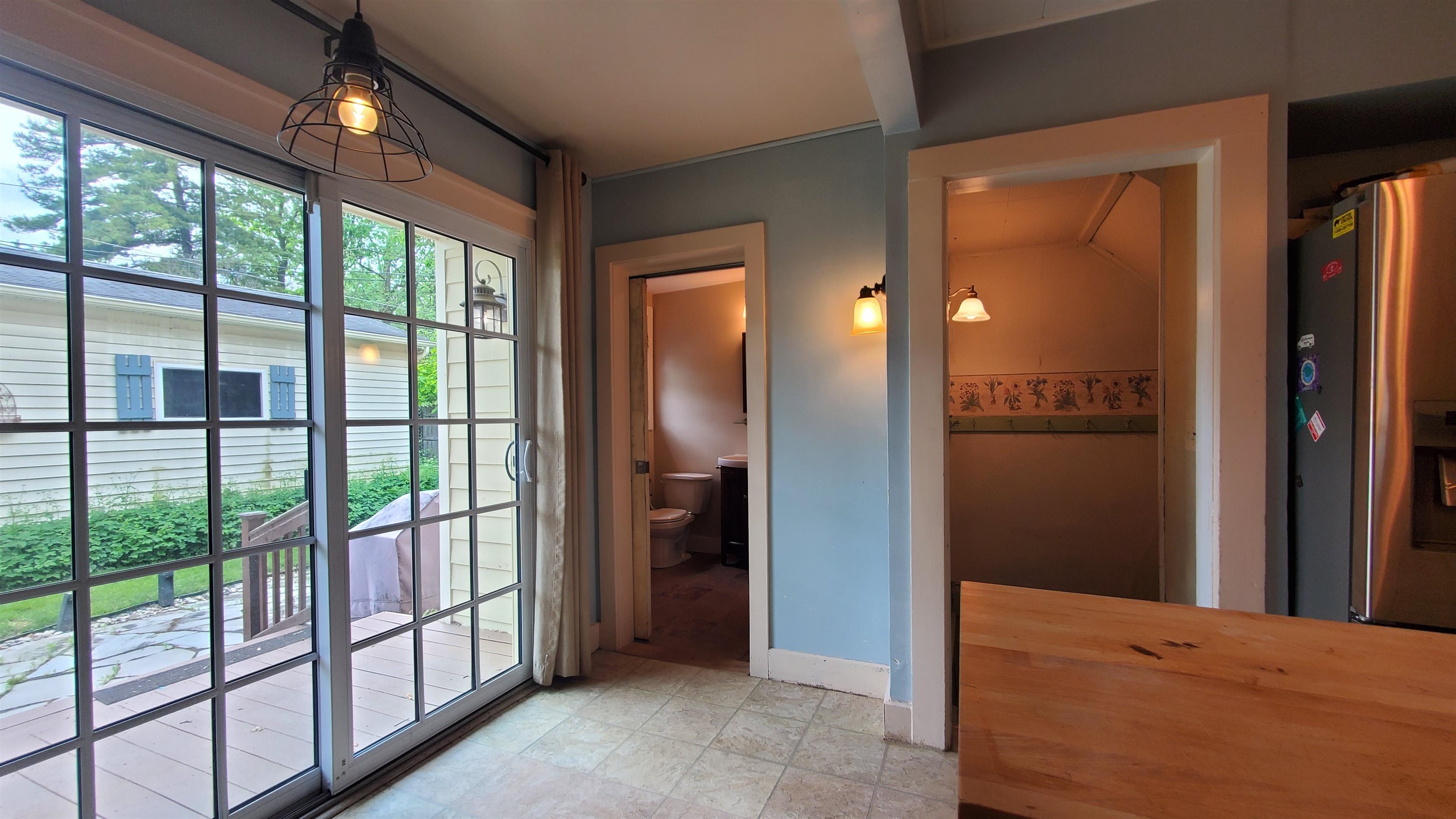 447 Englewood Court Property Photo 15