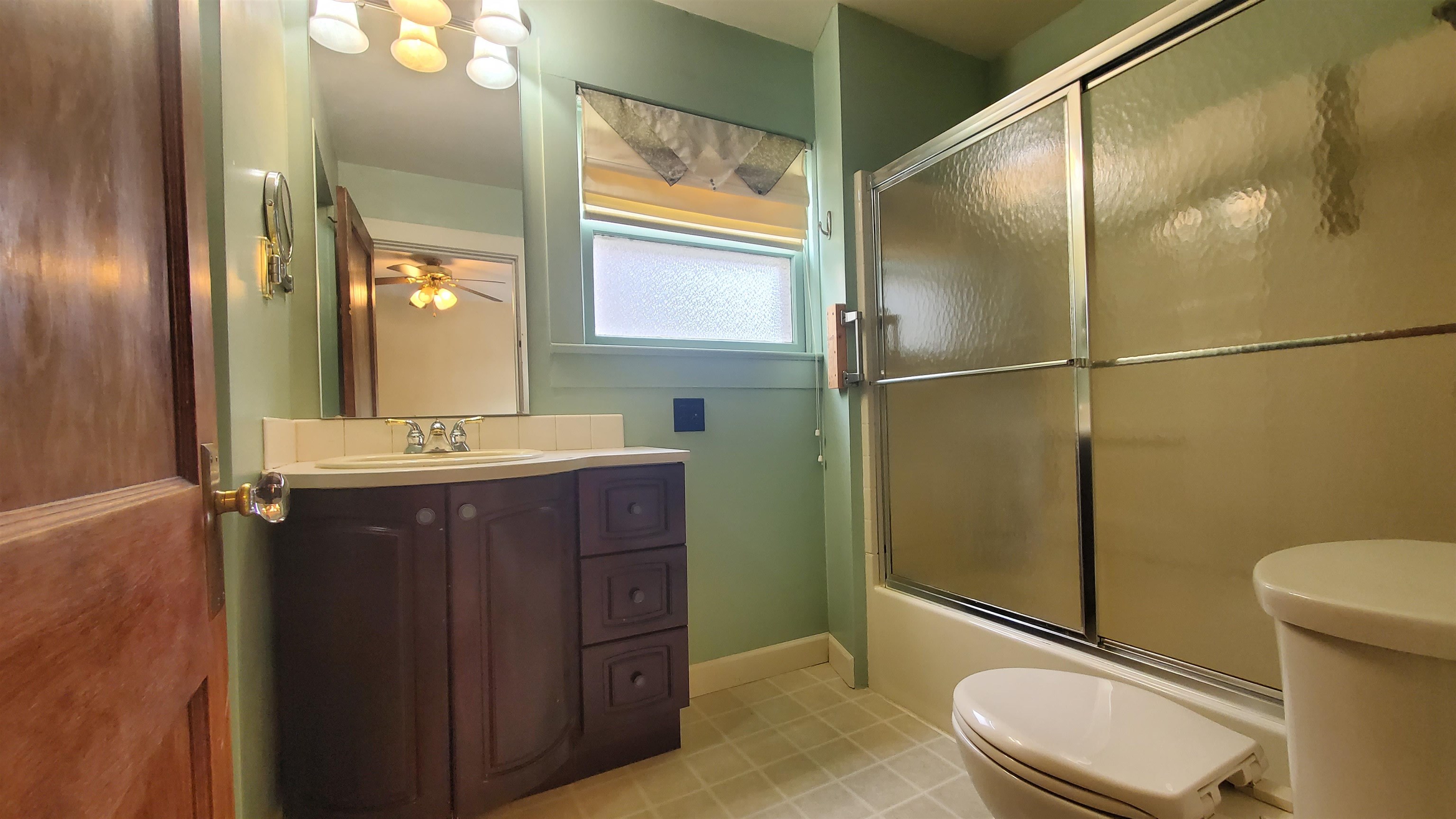 447 Englewood Court Property Photo 22