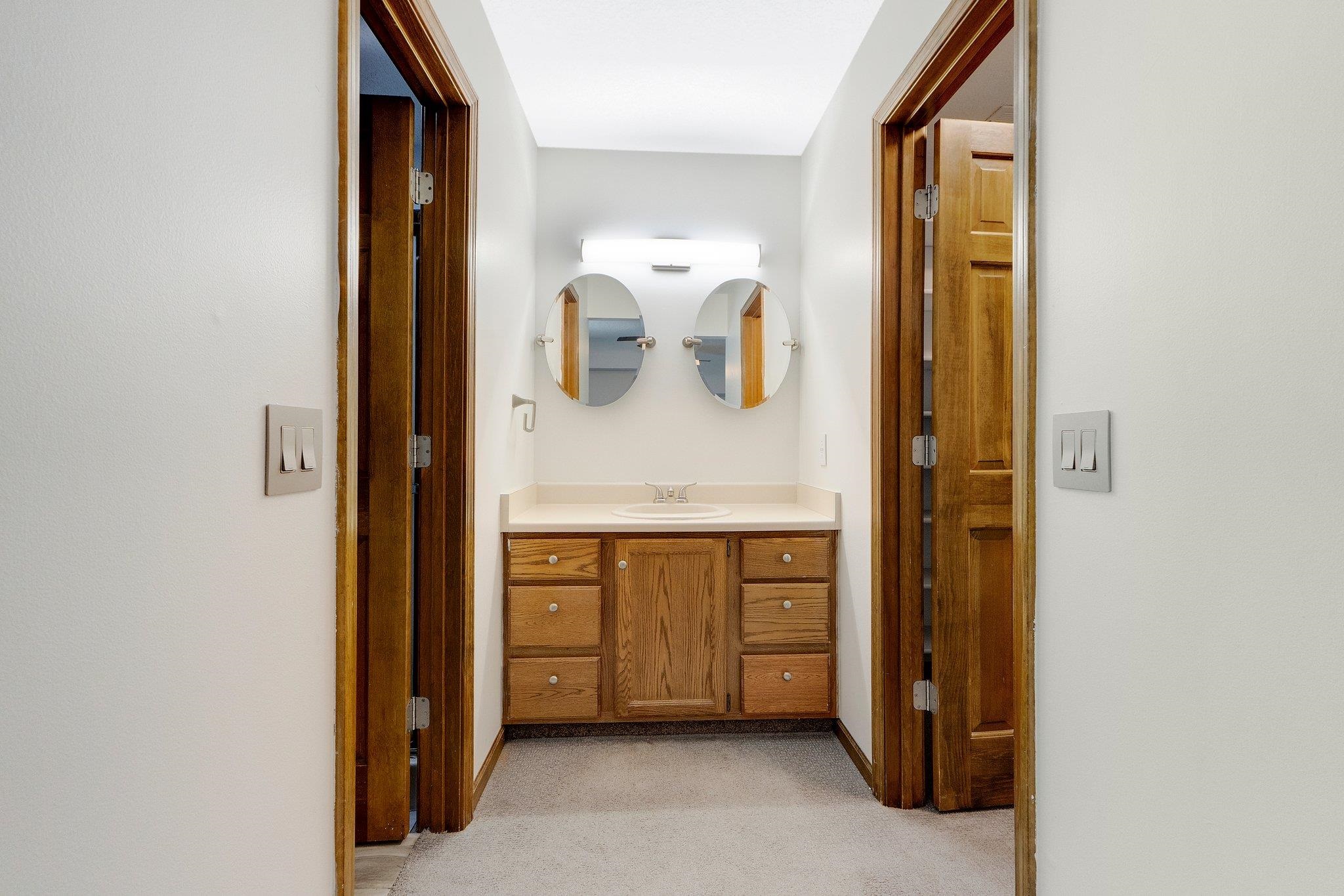 14214 White Horse Court Property Photo 14