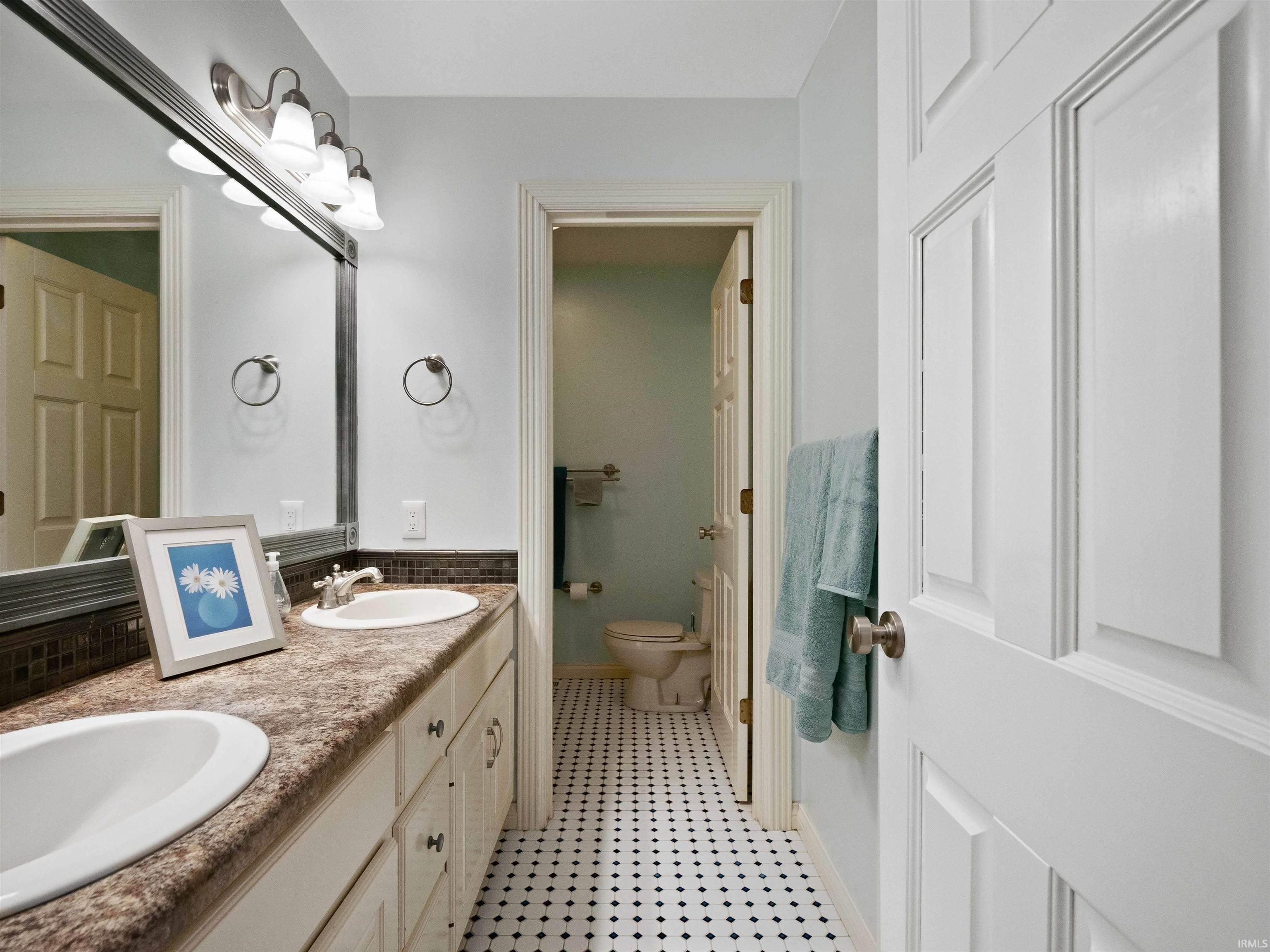 6719 Dell Loch Way Property Photo 25