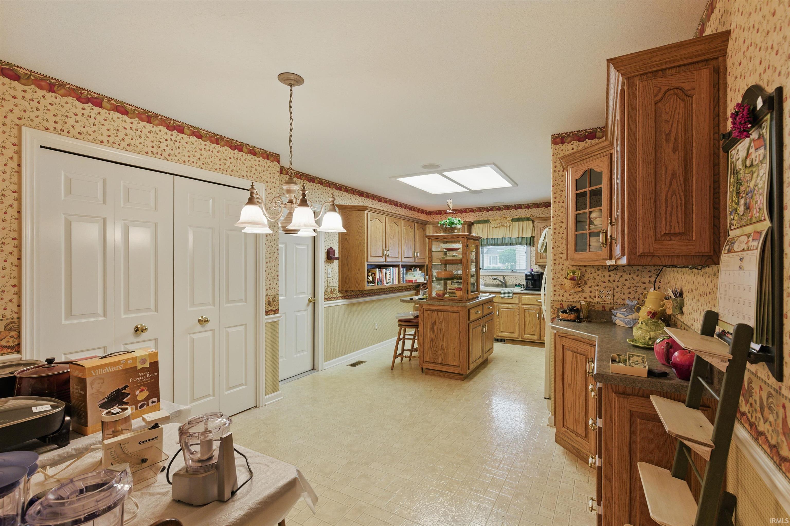 2516 Loganberry Cove Property Photo 8