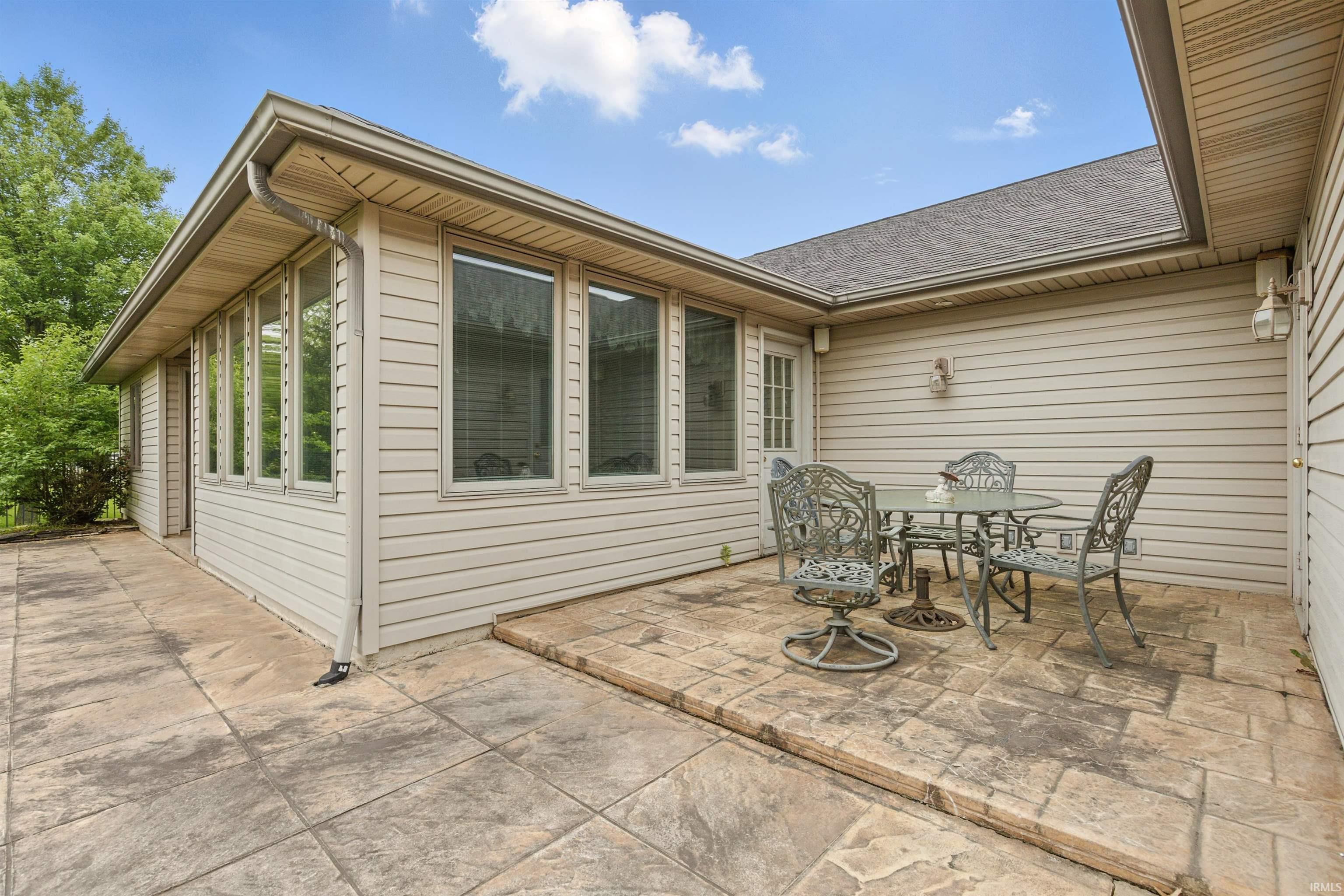 2516 Loganberry Cove Property Photo 30