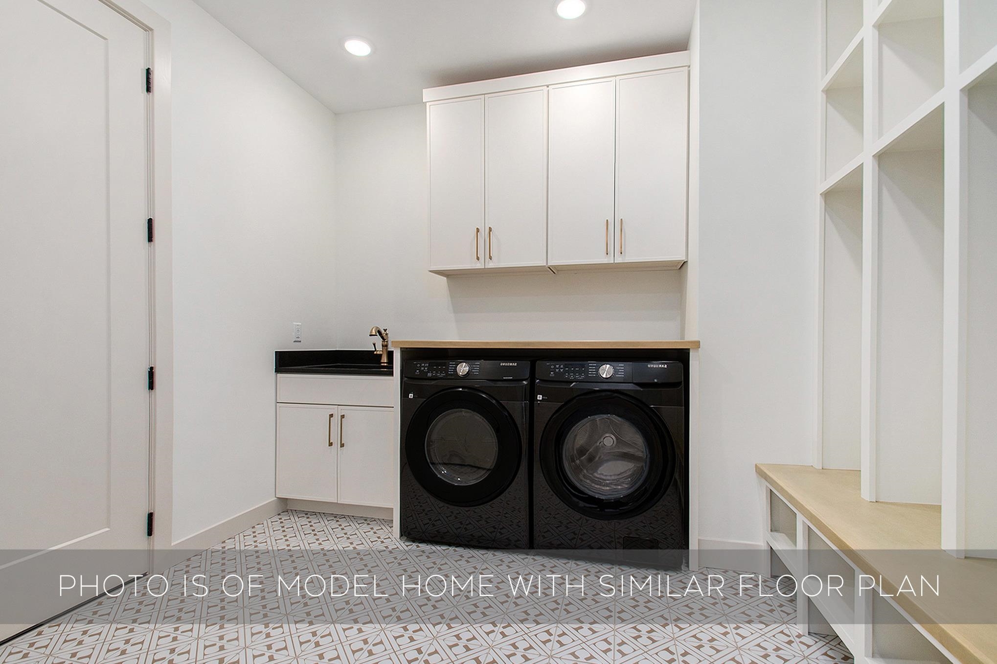 10193 Steinbeck Drive Property Photo 16