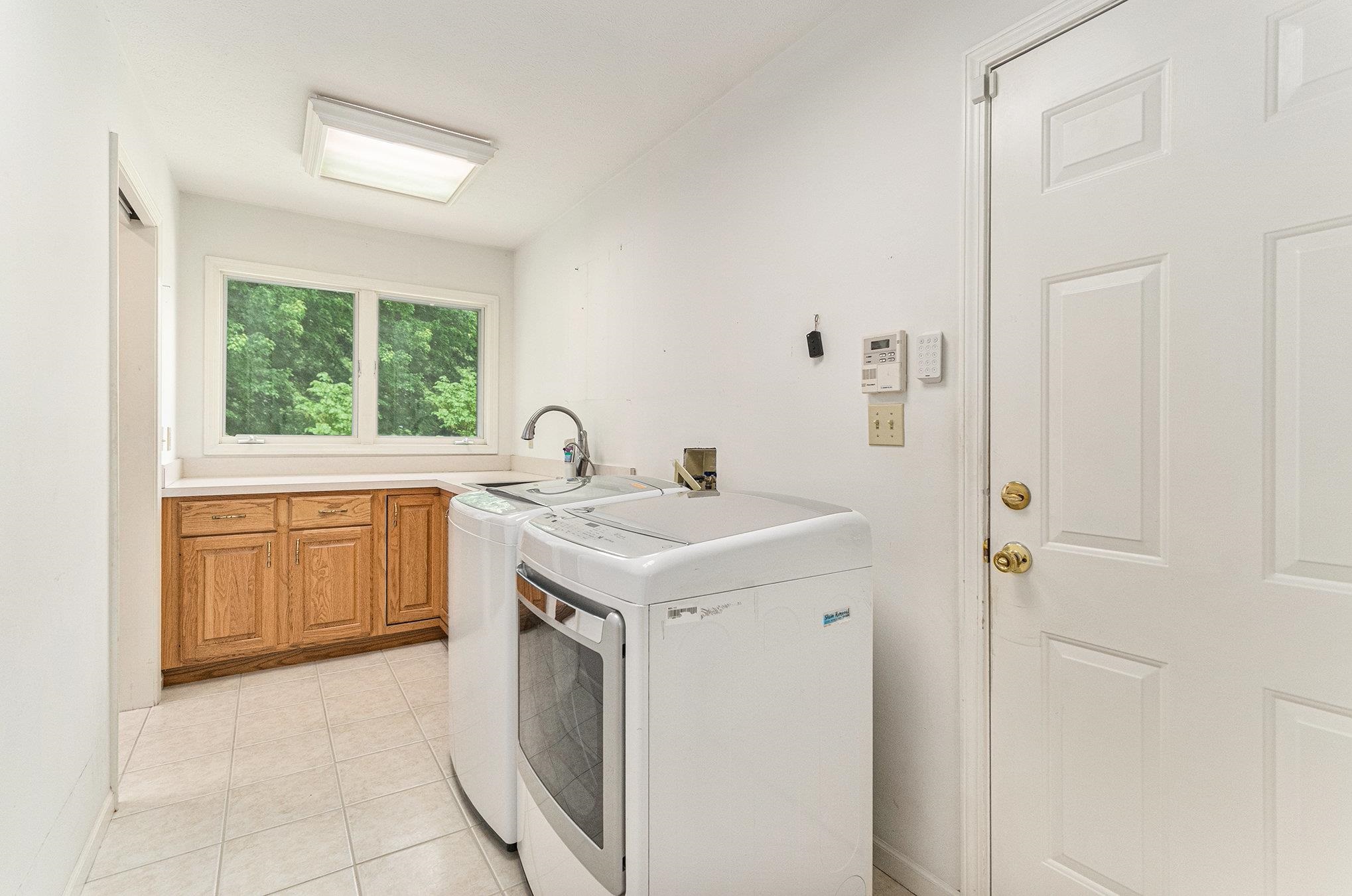 11830 Old Oak Drive Property Photo 10
