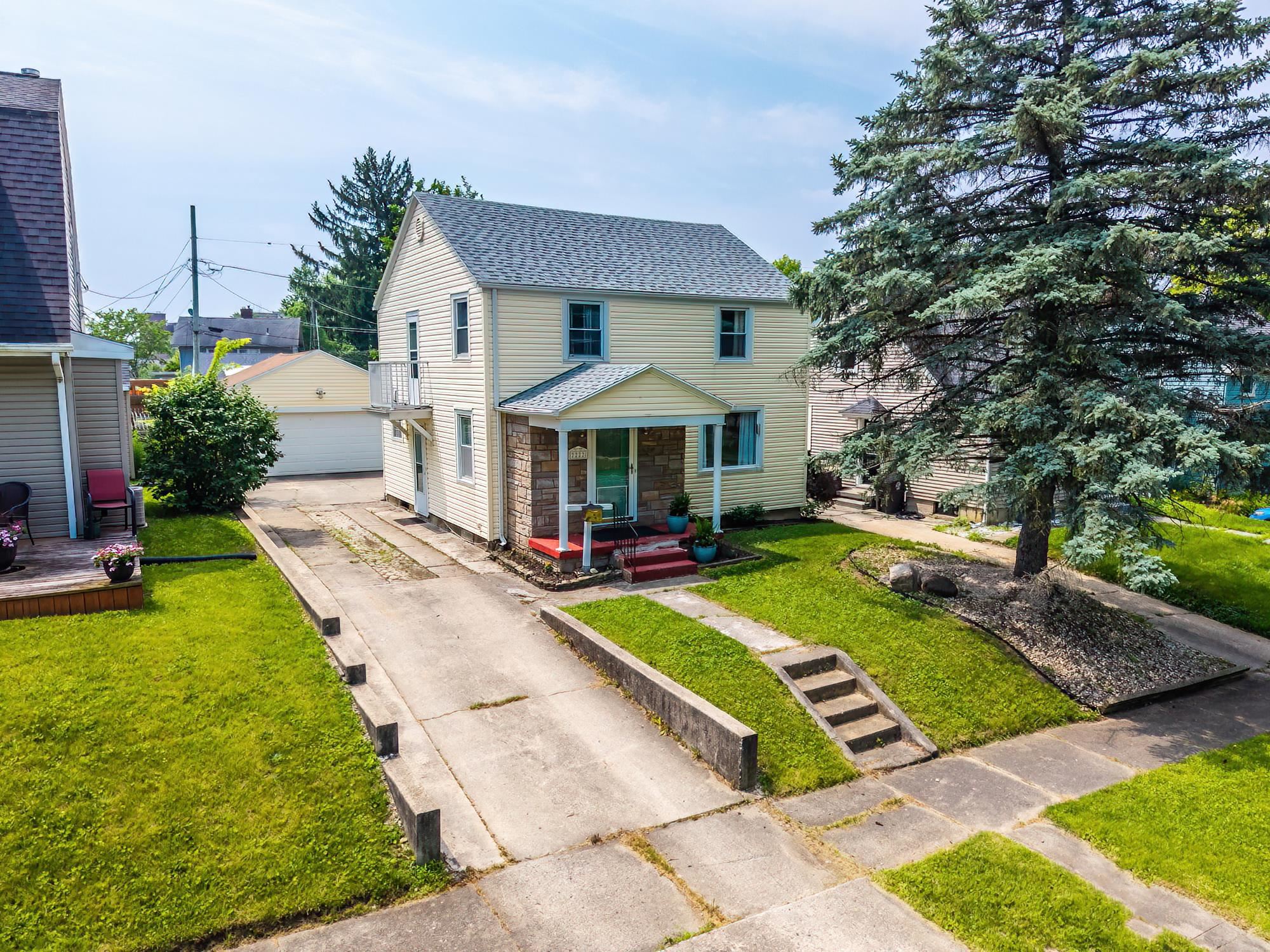 2222 Lawndale Drive Property Photo 8