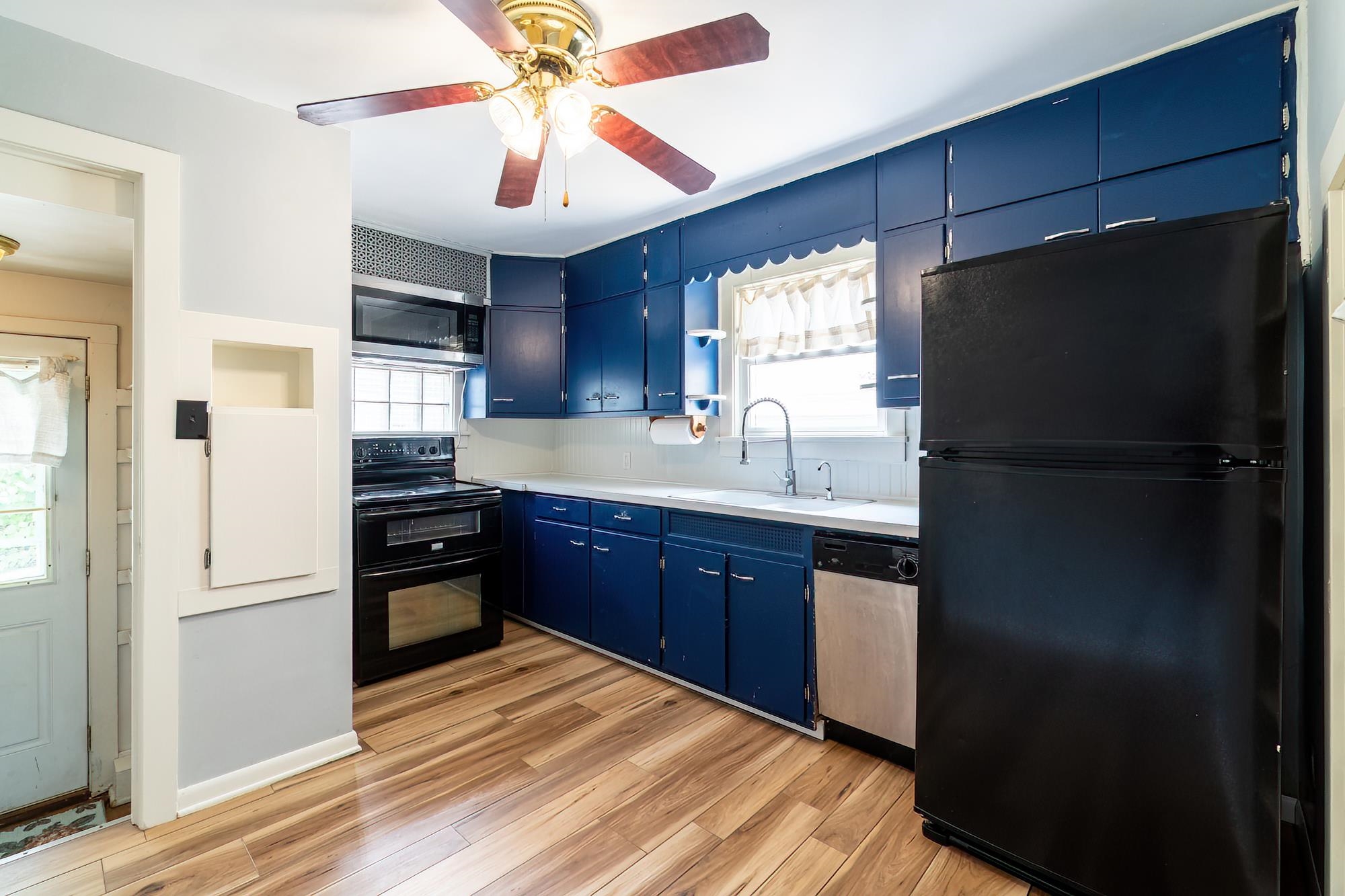 2222 Lawndale Drive Property Photo 18