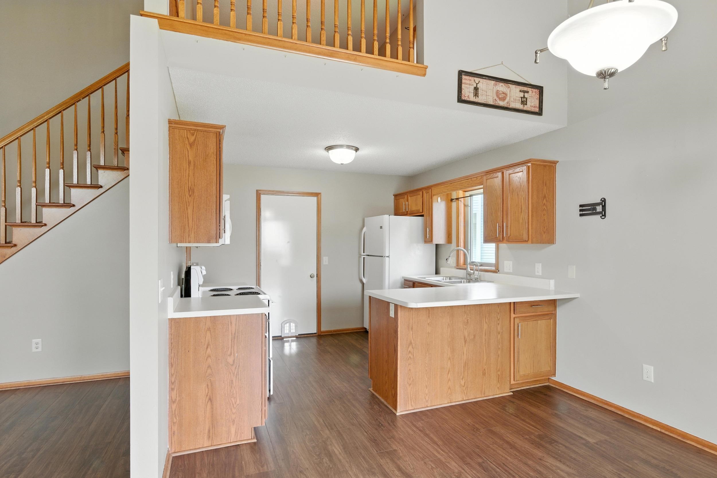 5130 Windy Knoll Court Property Photo 7