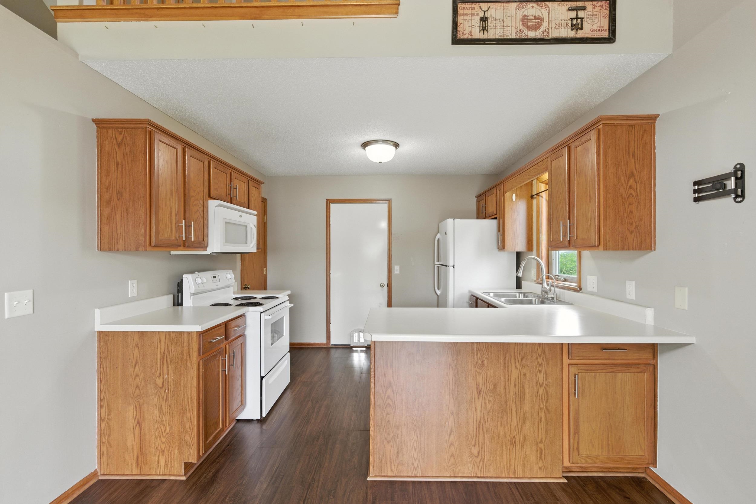 5130 Windy Knoll Court Property Photo 8