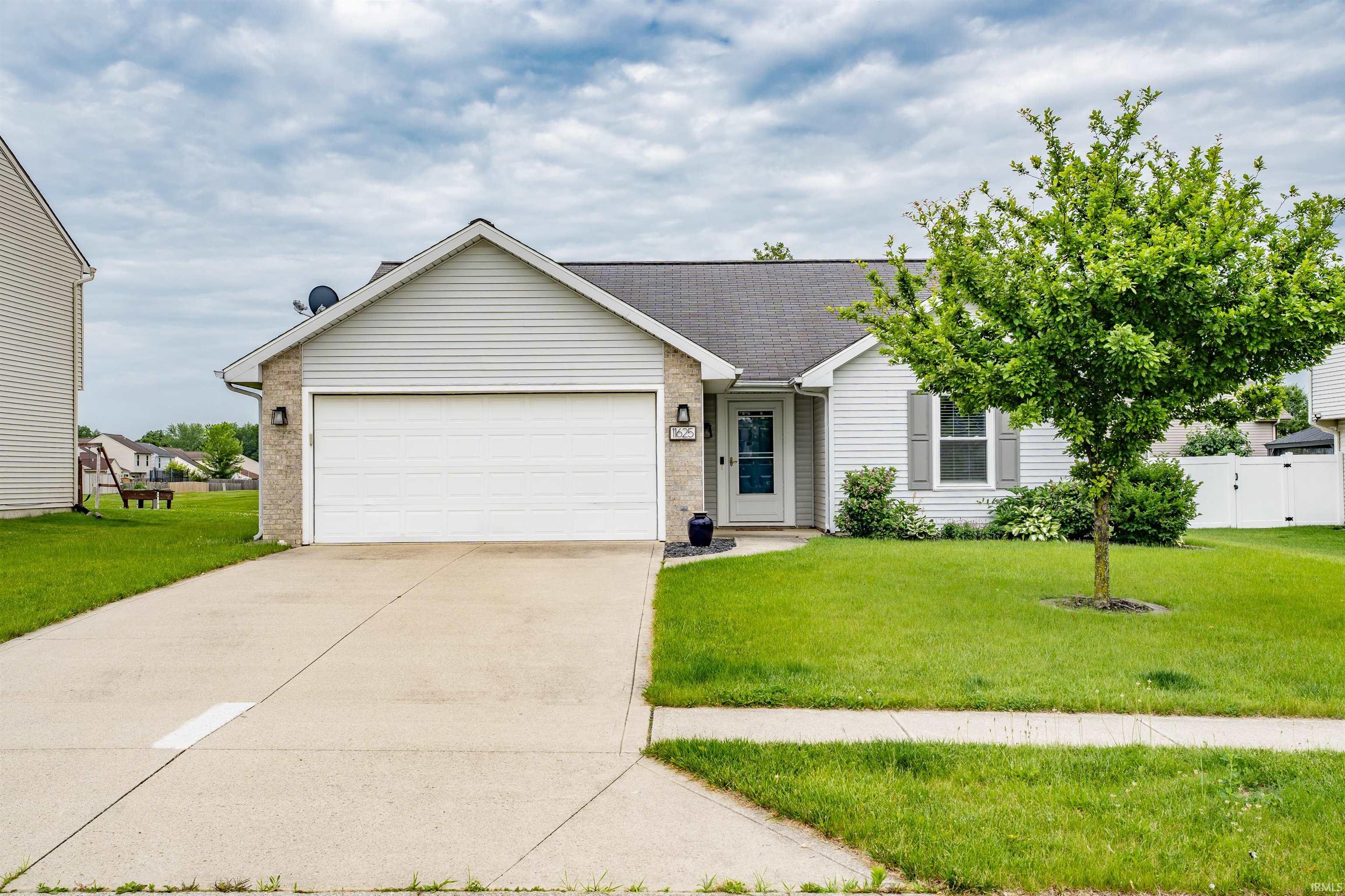11625 Maywin Drive Property Photo 1