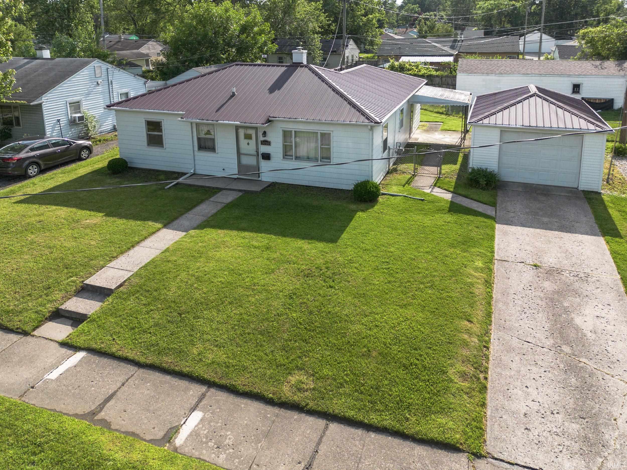 5010 Lillie Street Property Photo 1