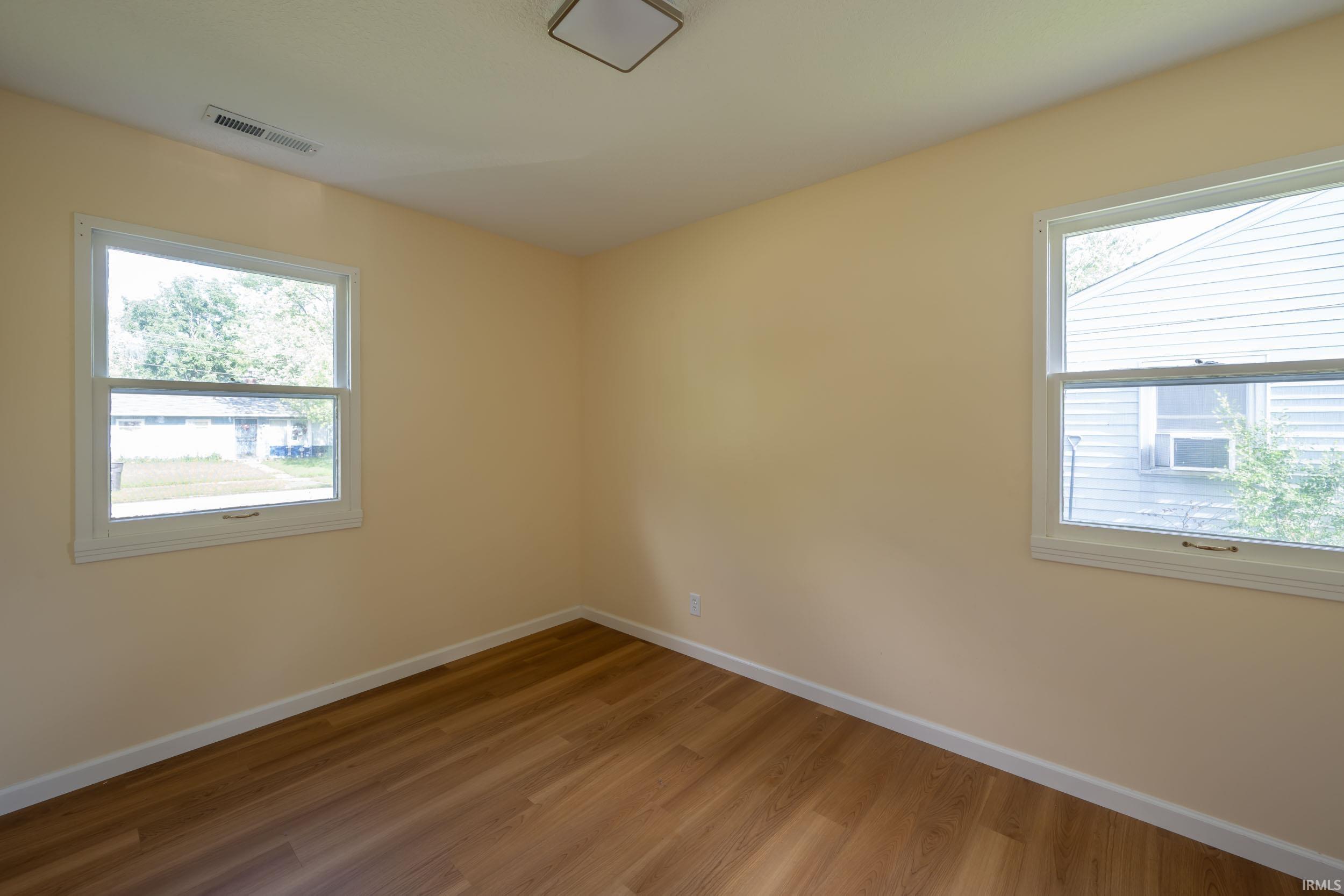 5010 Lillie Street Property Photo 24