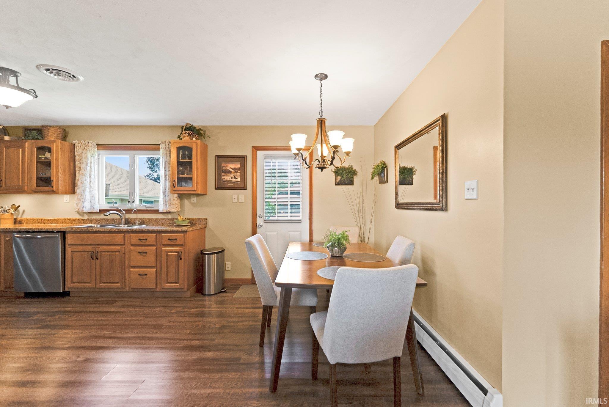 1123 E Gump Road Property Photo 19