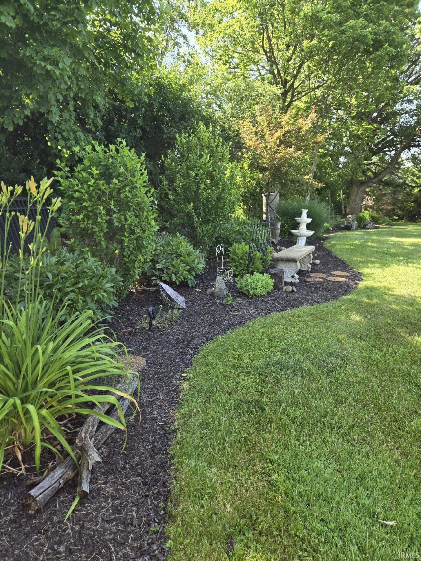 1123 E Gump Road Property Photo 35